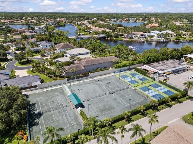 RIVERBEND CONDO - Residential