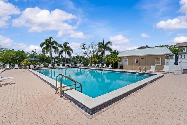 RIVERBEND CONDO - Residential