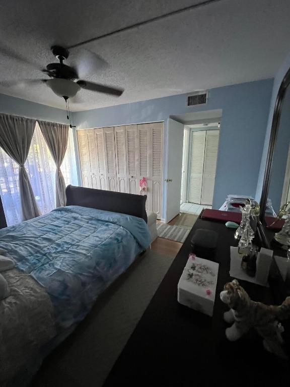 HOLIDAY SPRINGS VILLAGE 1 CONDO - Residential