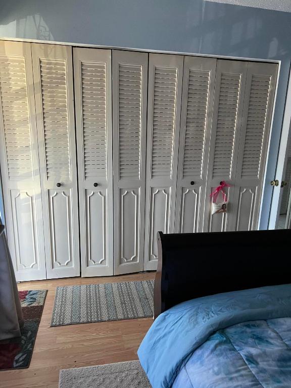HOLIDAY SPRINGS VILLAGE 1 CONDO - Residential