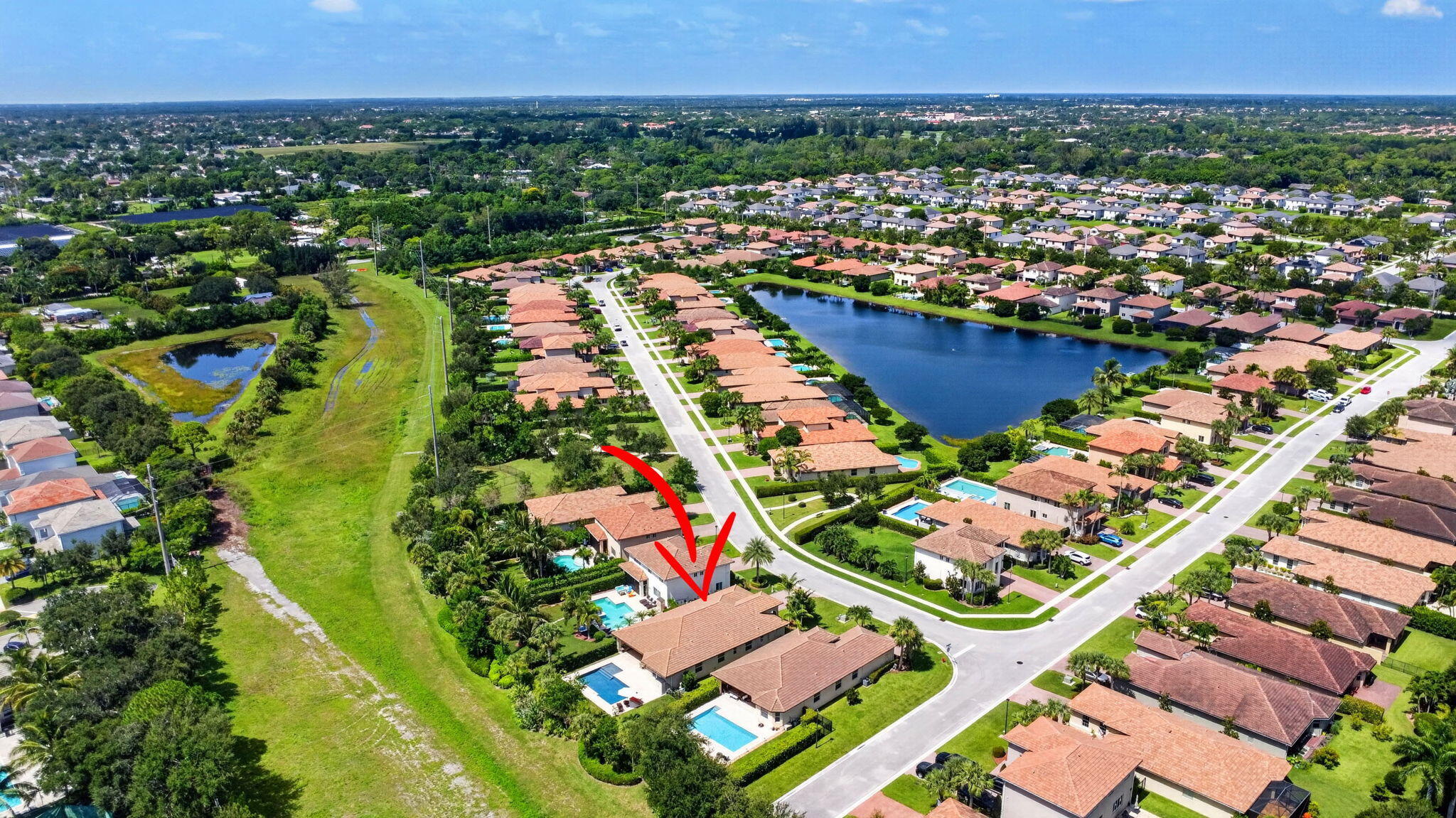 VISTA LAGO - Residential