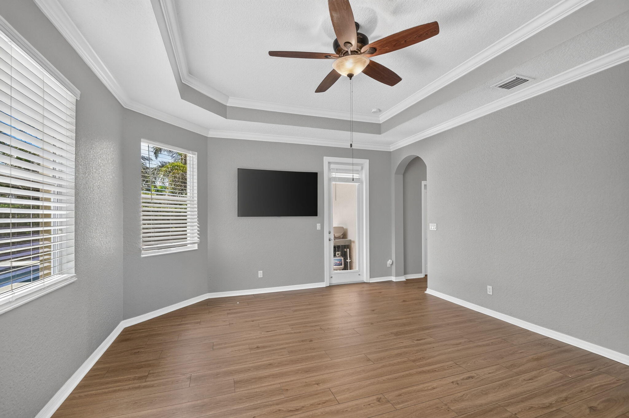 VISTA LAGO - Residential
