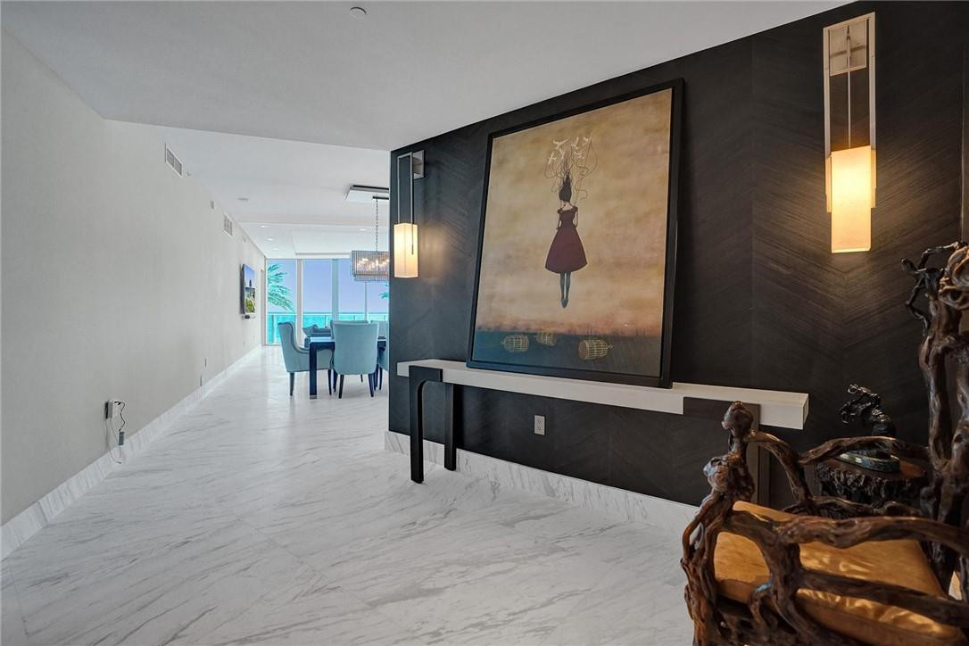 Paramount - Residential