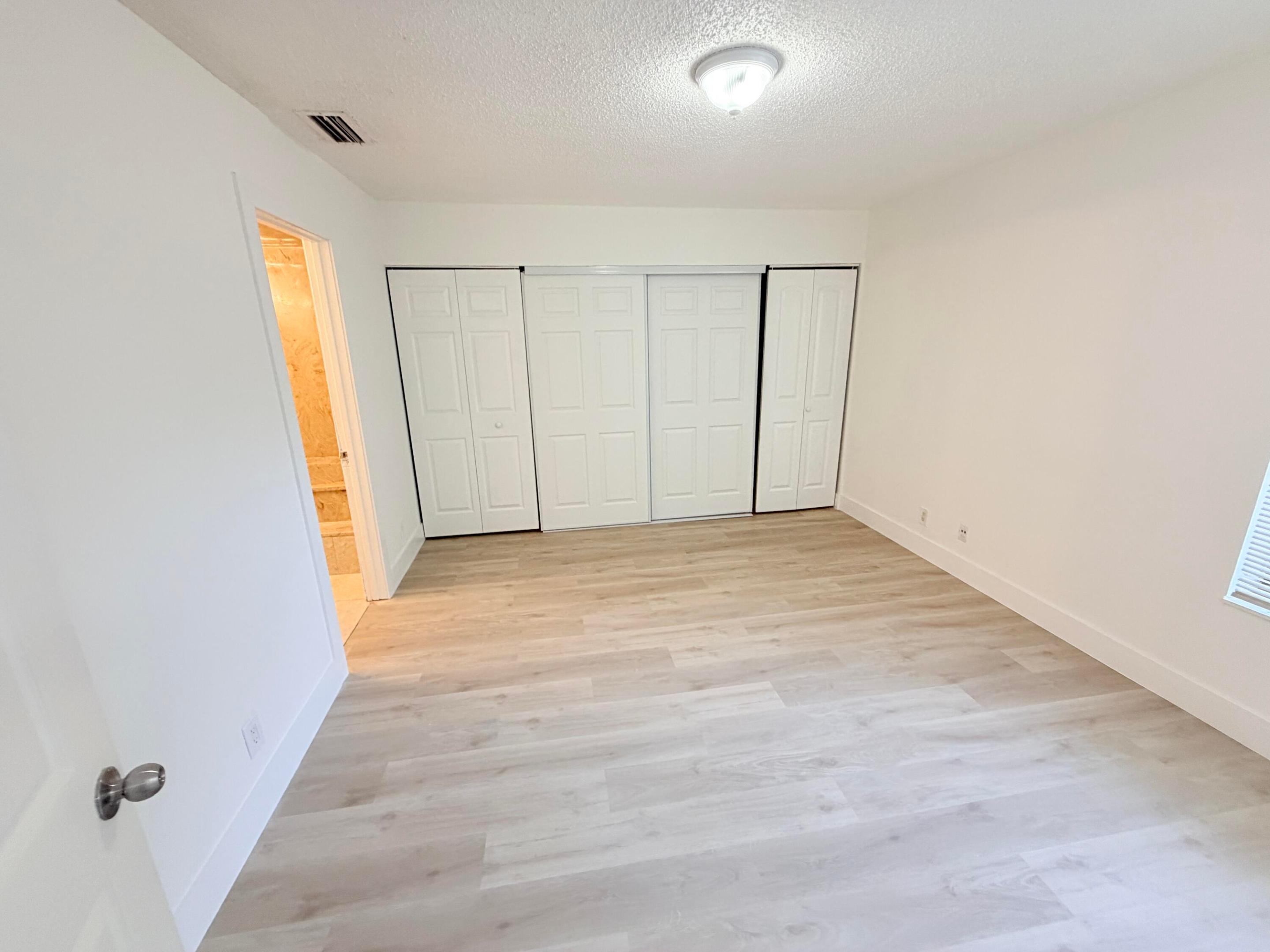 CROSSINGS OF BOYNTON BEACH CONDO - Residential Lease