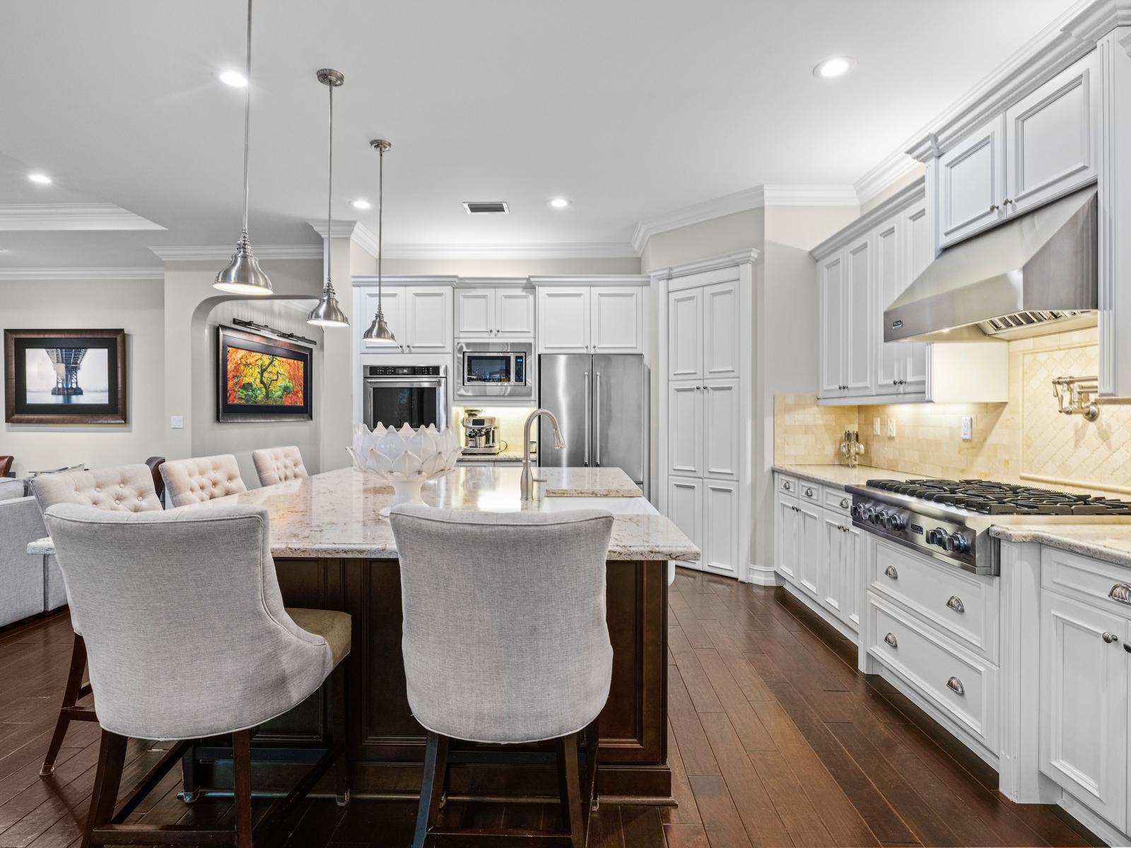 BRUSCHI PROPERTY - Residential