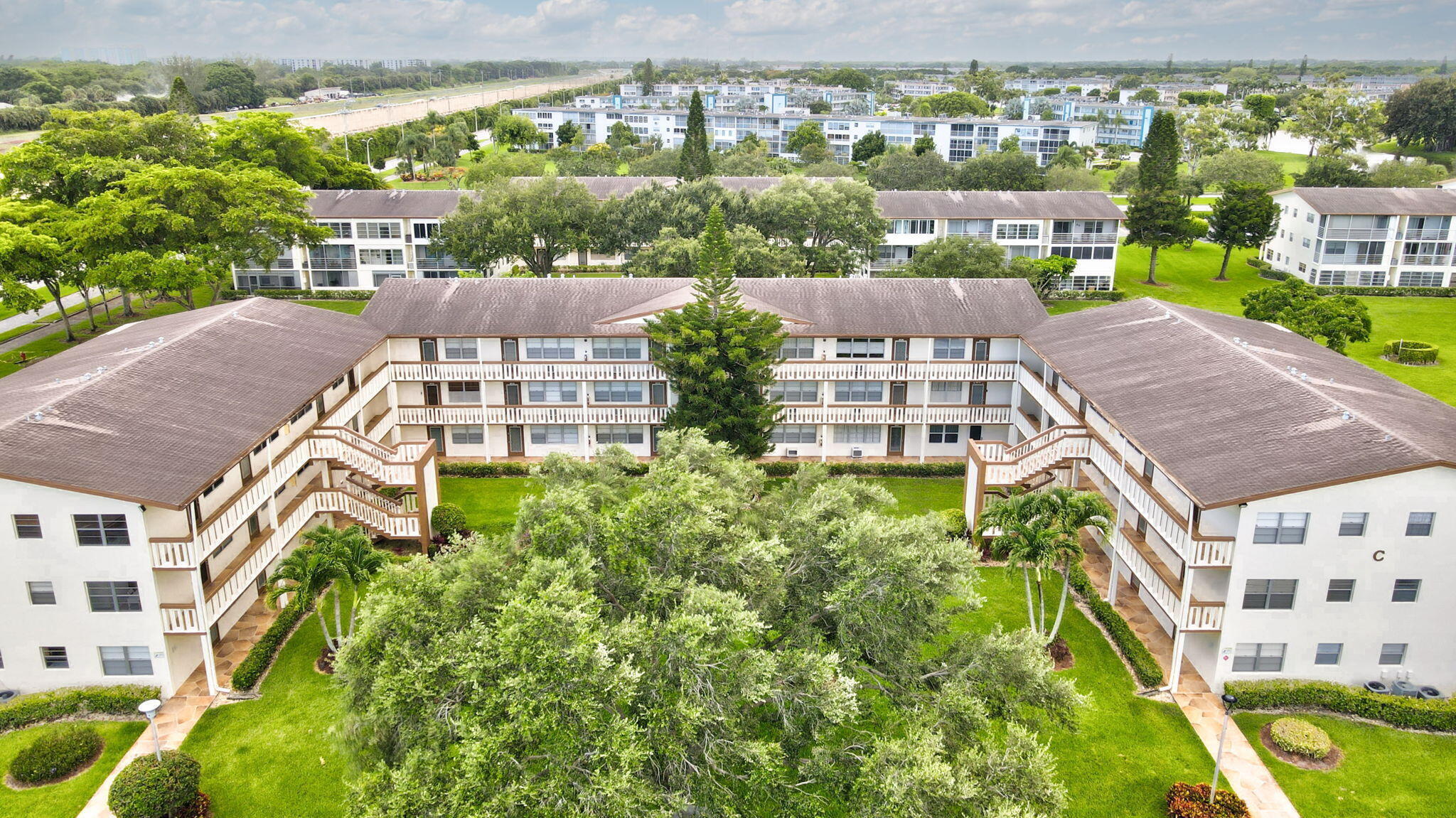MANSFIELD AT CENTURY VILLAGE CONDO - Residential