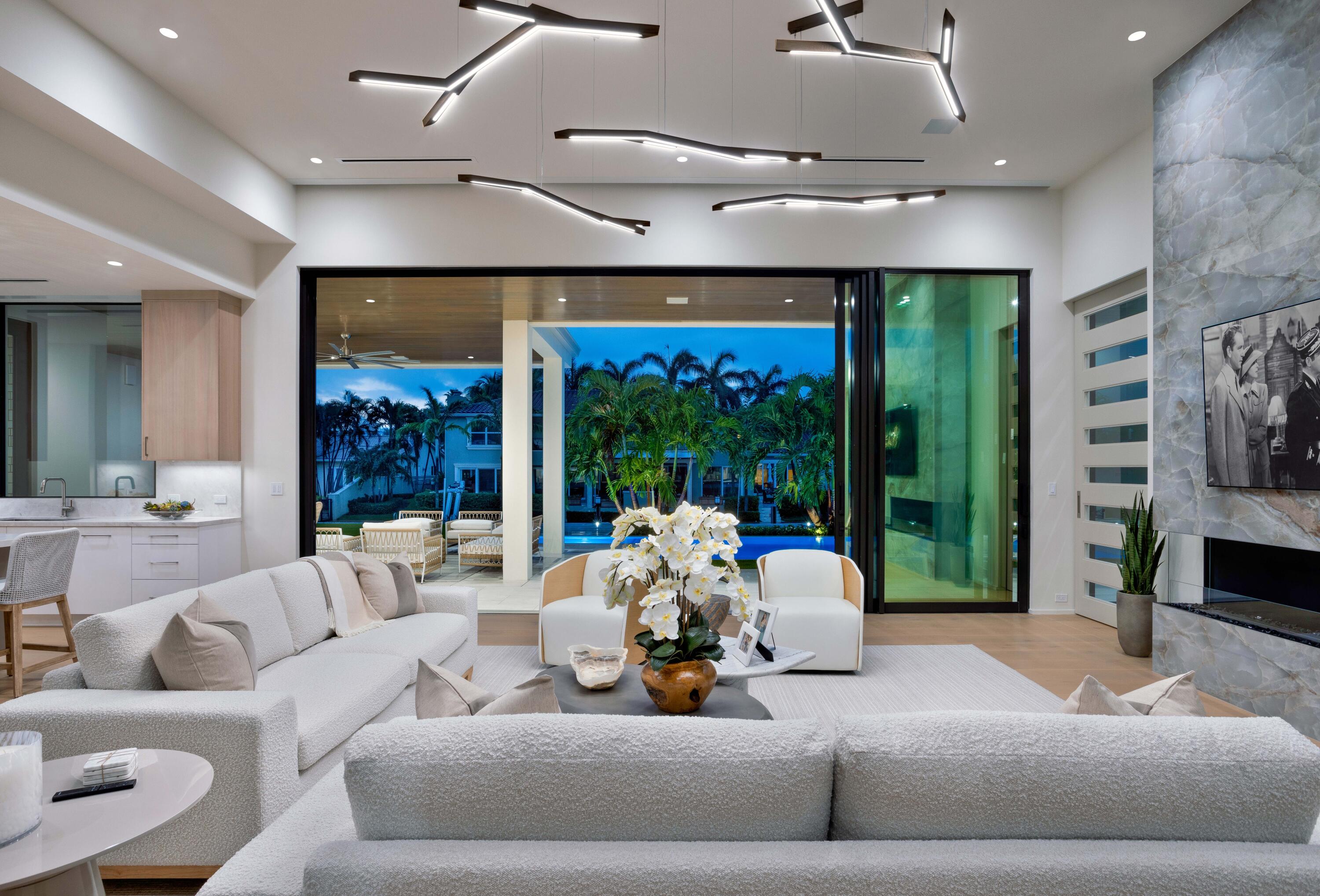 BOCA BAY COLONY - Residential