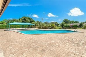 LAGO DEL REY CONDO - Residential