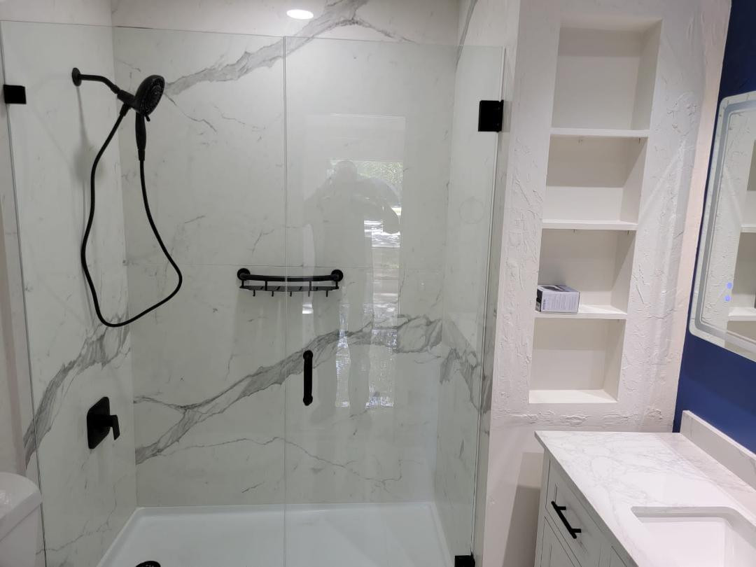 LAGO DEL REY CONDO - Residential
