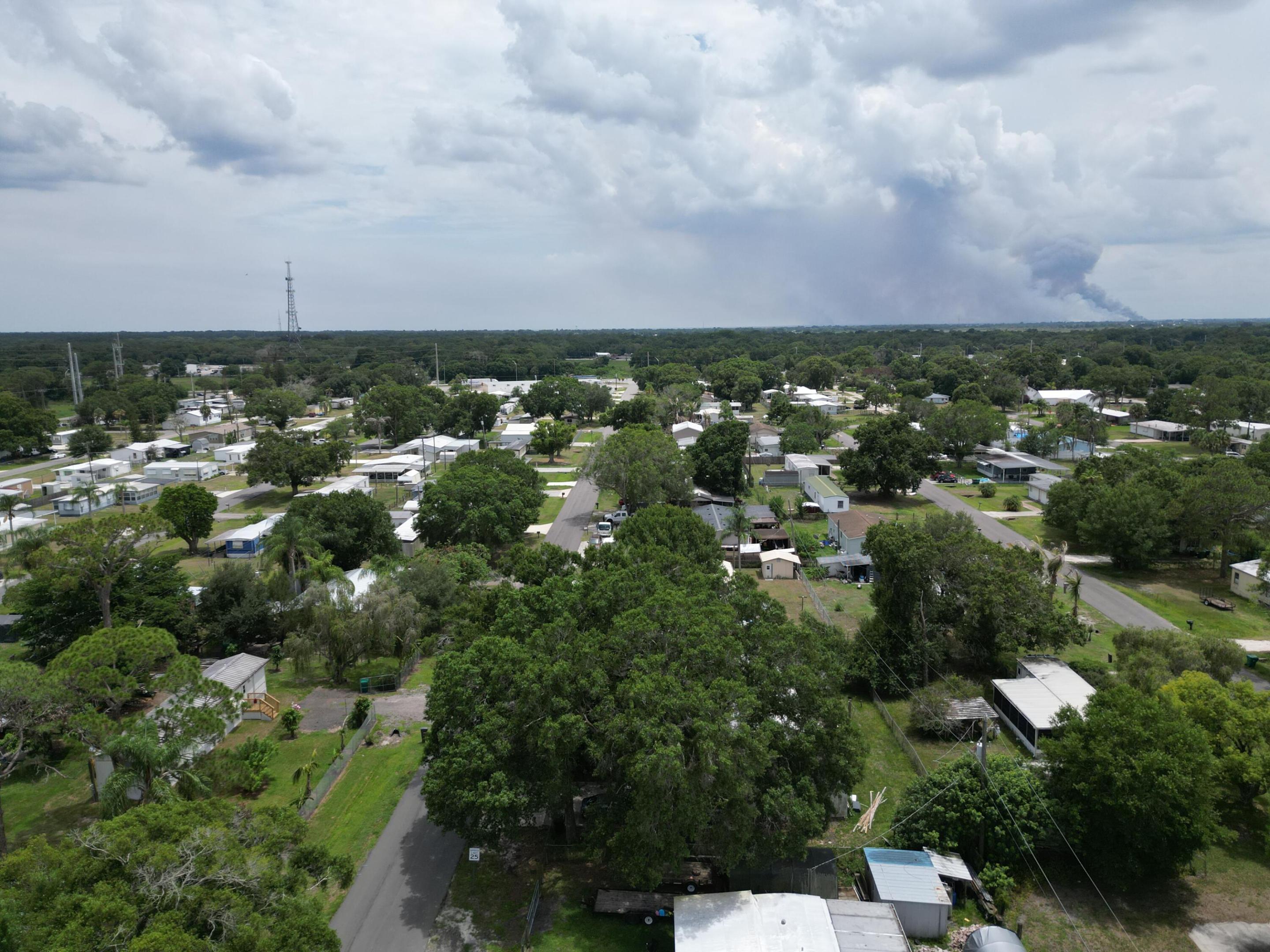 FIRST ADDITION TO PINE RIDGE PARK - Residential