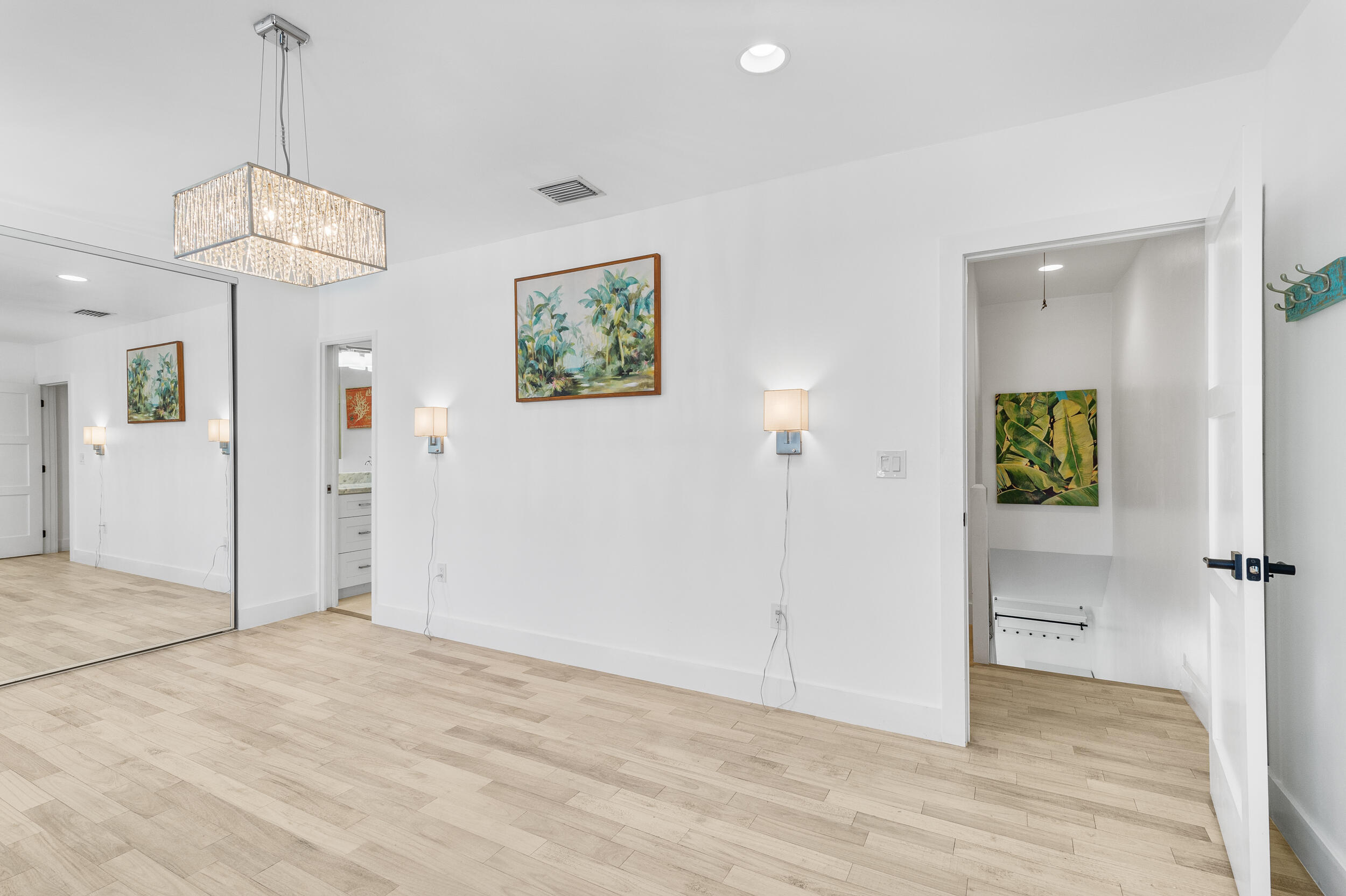 Park Shores Manor - Residential Lease