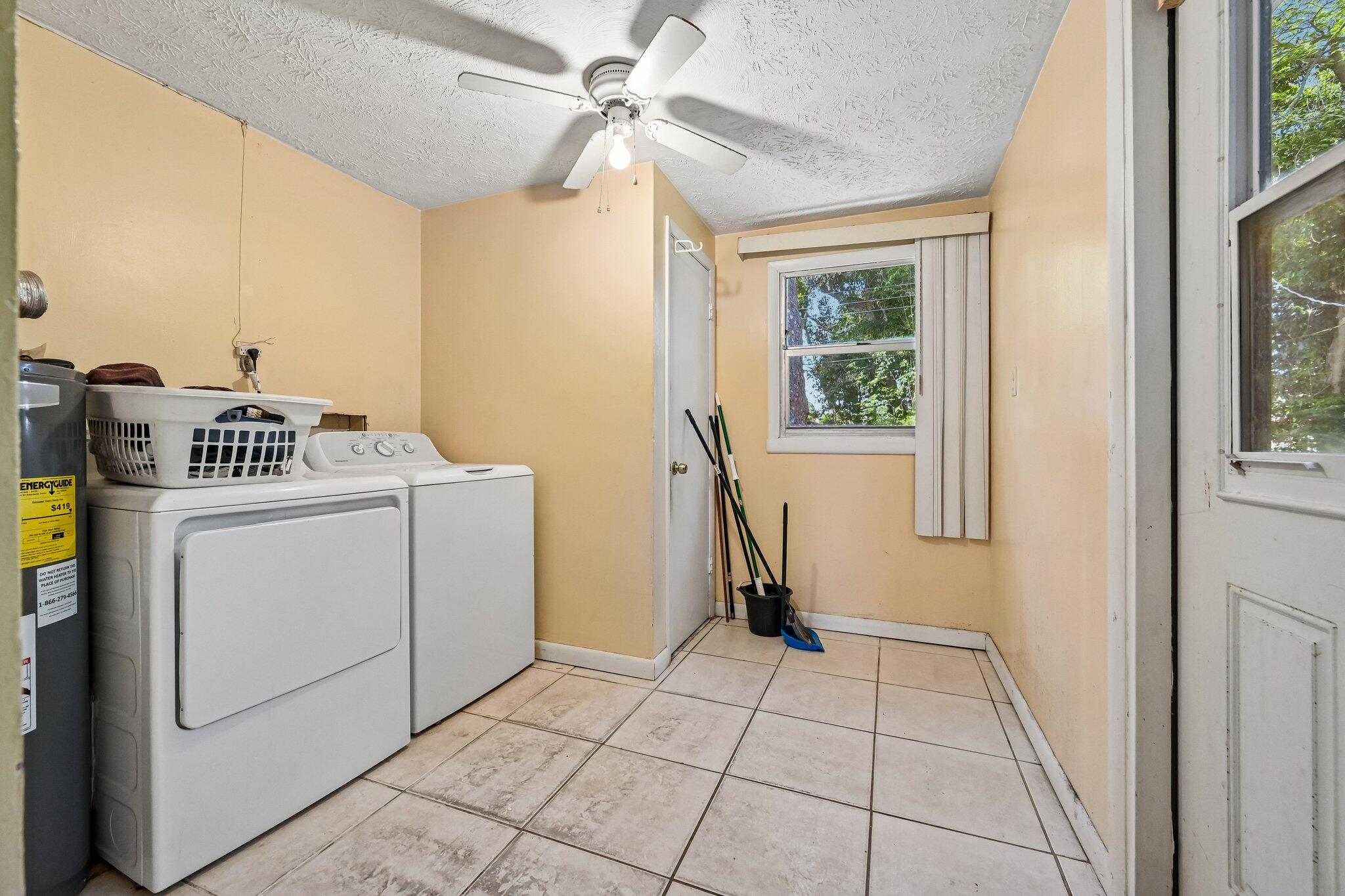 SUNLAND GARDENS - Residential