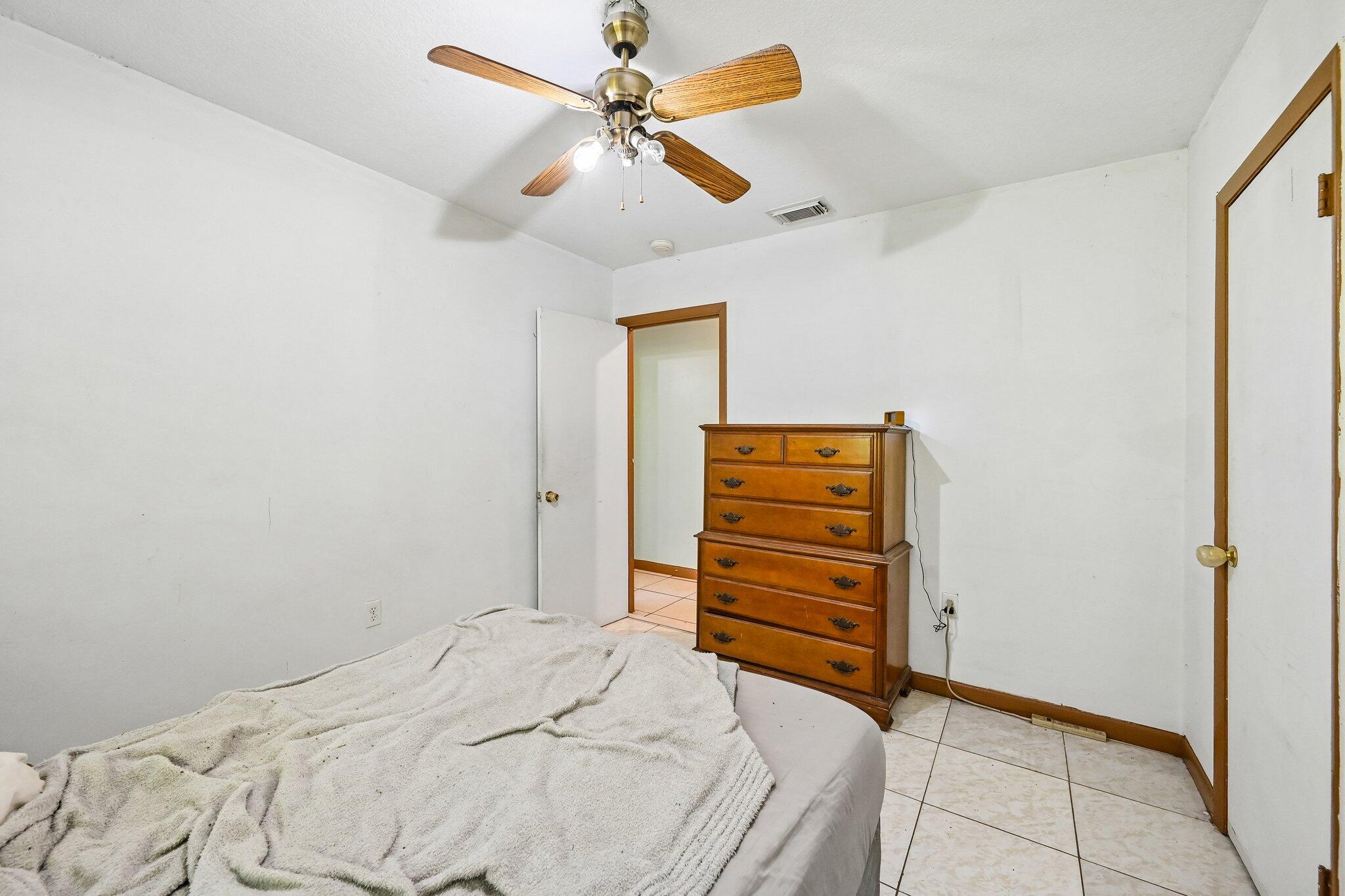 SUNLAND GARDENS - Residential