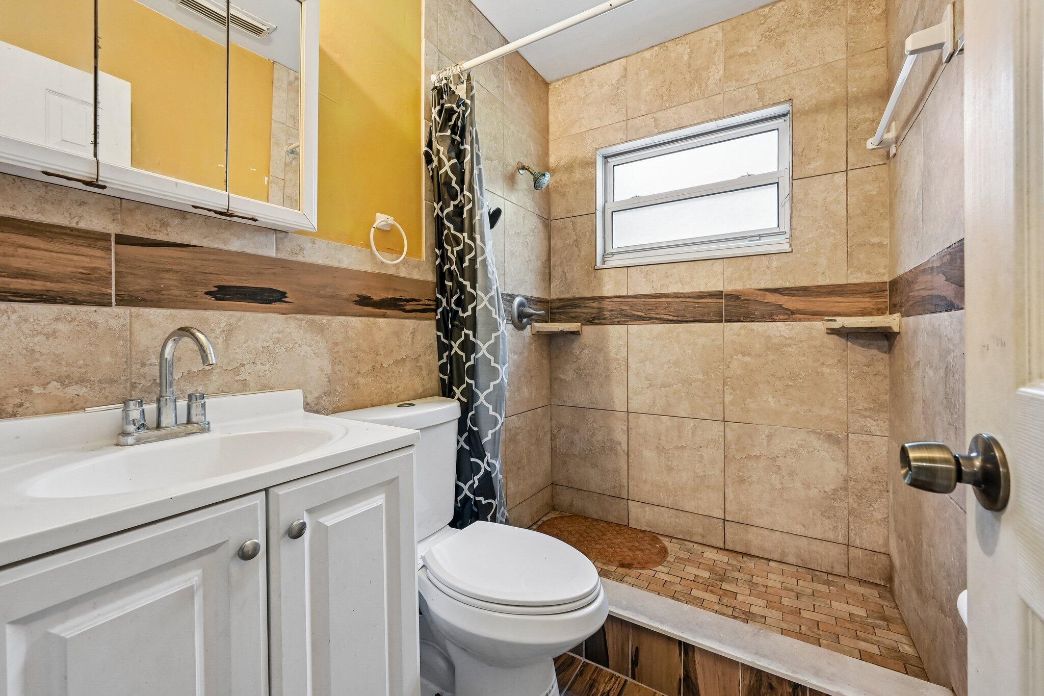 SUNLAND GARDENS - Residential