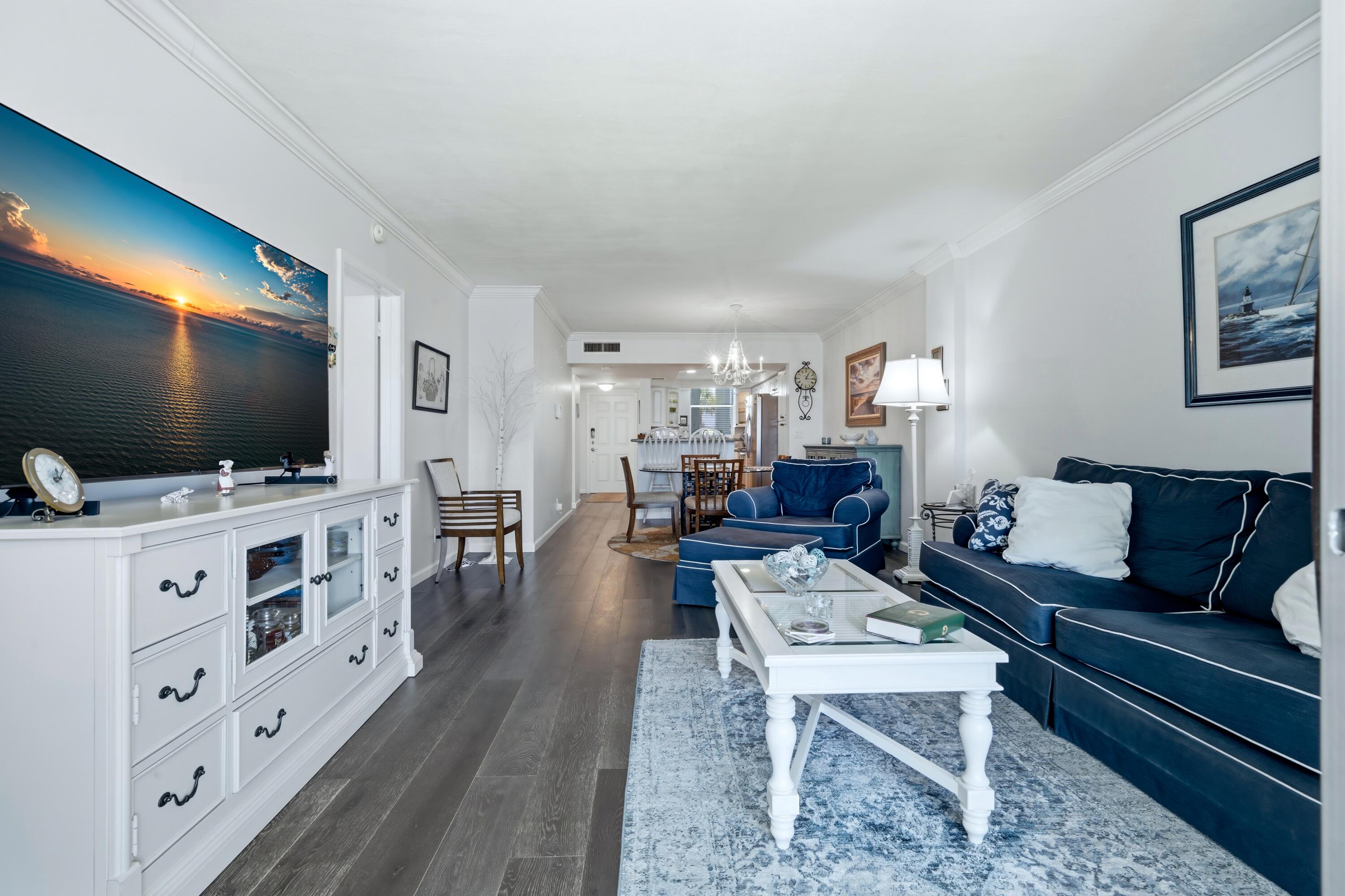 PARADISE HARBOUR CONDO - Residential