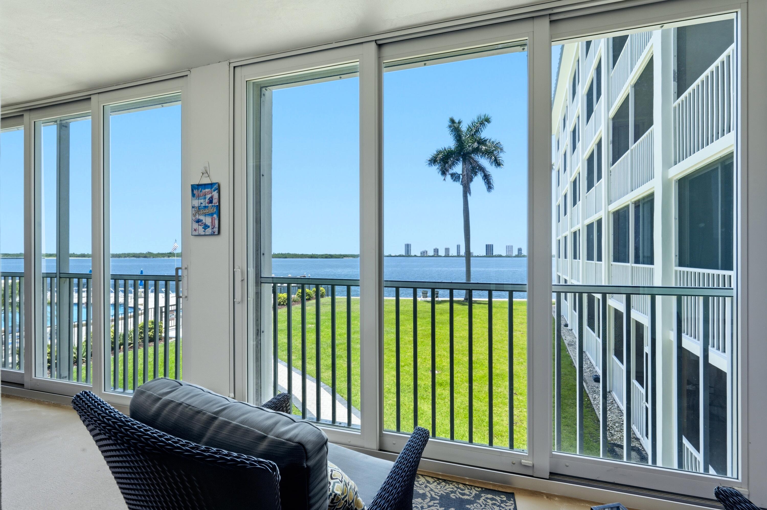 PARADISE HARBOUR CONDO - Residential