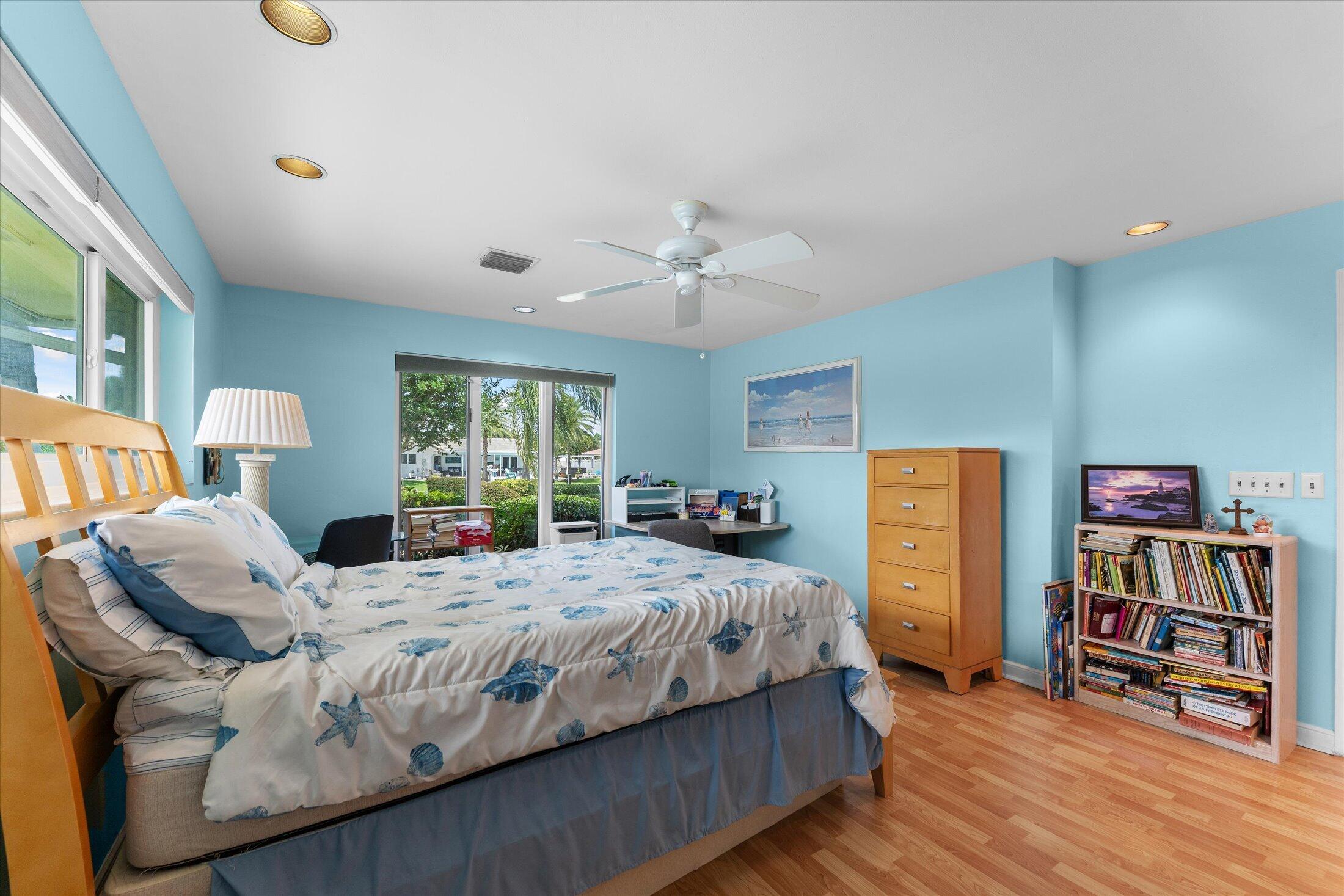 LIGHTHOUSE POINT ESTATES - Residential