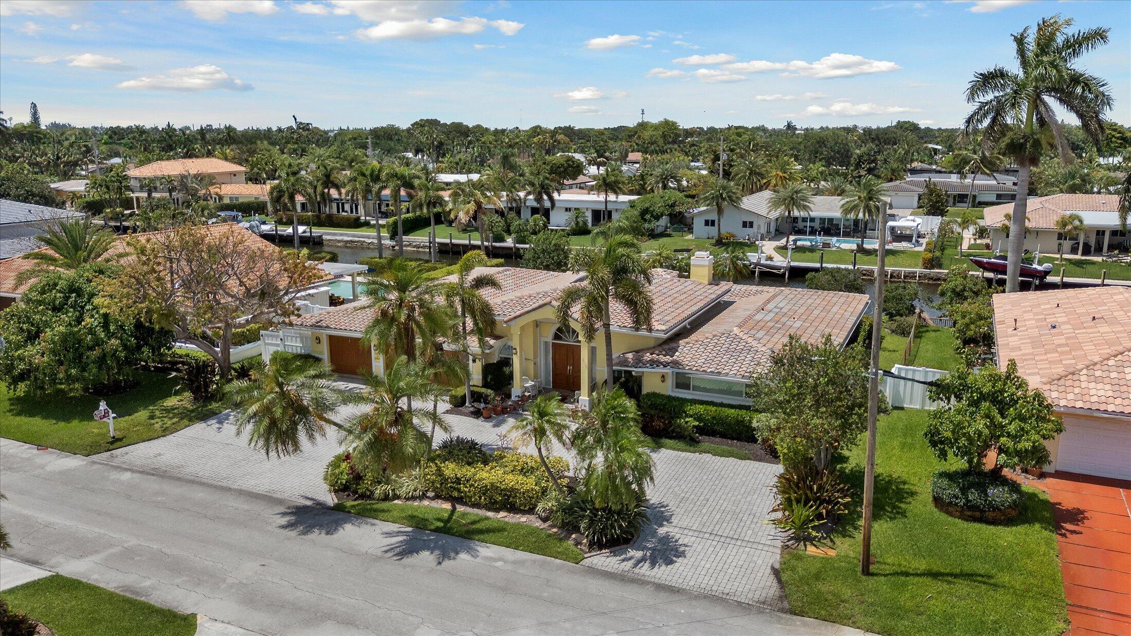 LIGHTHOUSE POINT ESTATES - Residential