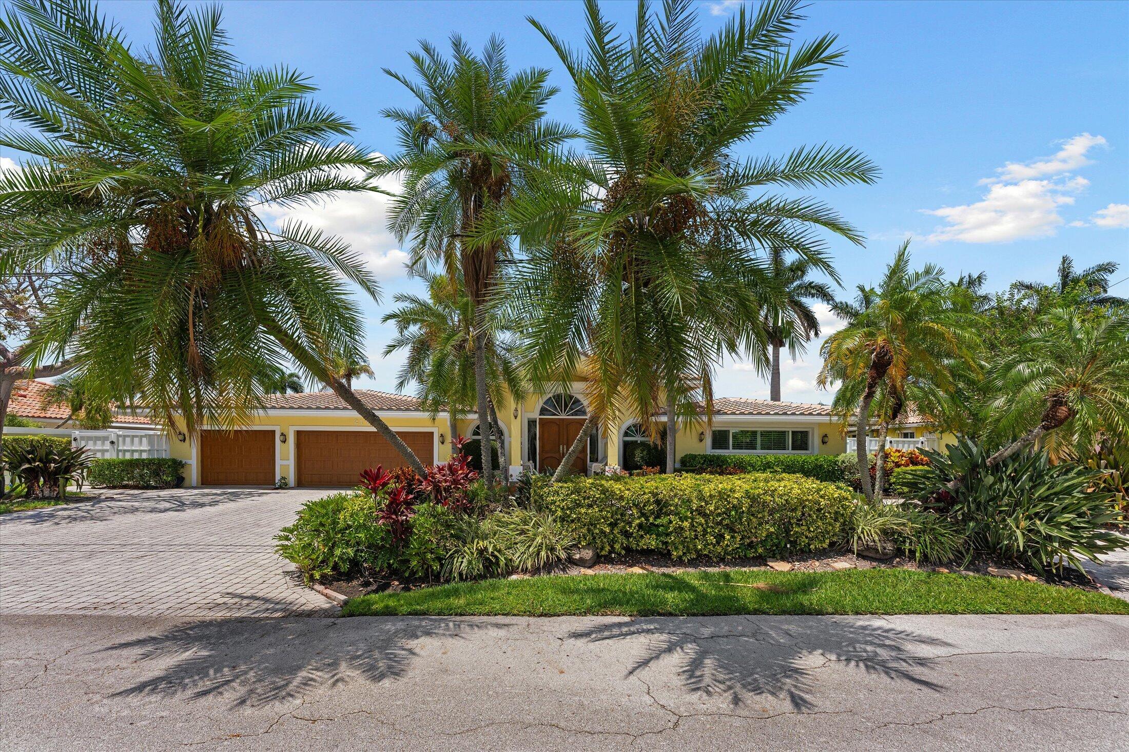 LIGHTHOUSE POINT ESTATES - Residential
