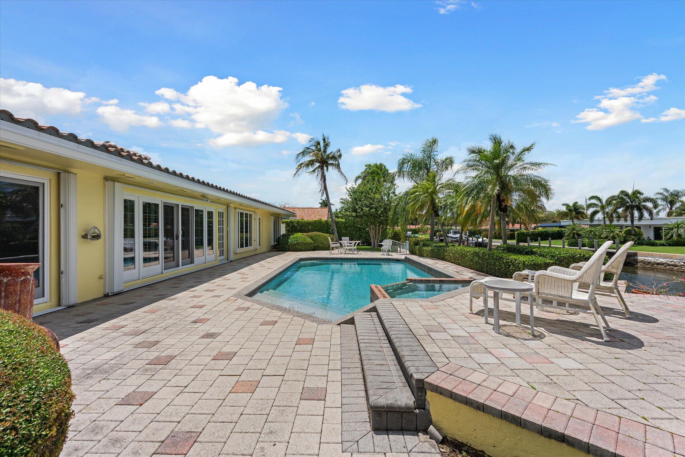 LIGHTHOUSE POINT ESTATES - Residential
