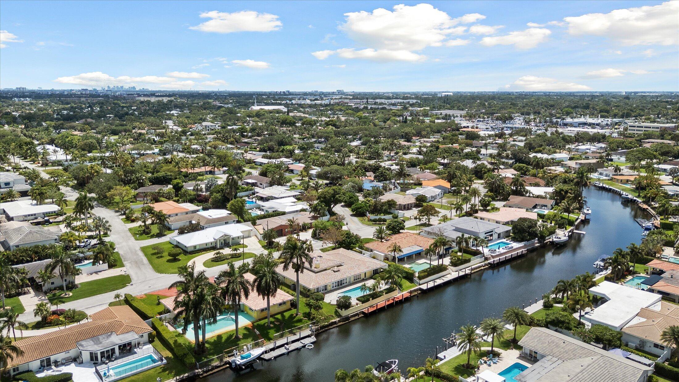 LIGHTHOUSE POINT ESTATES - Residential