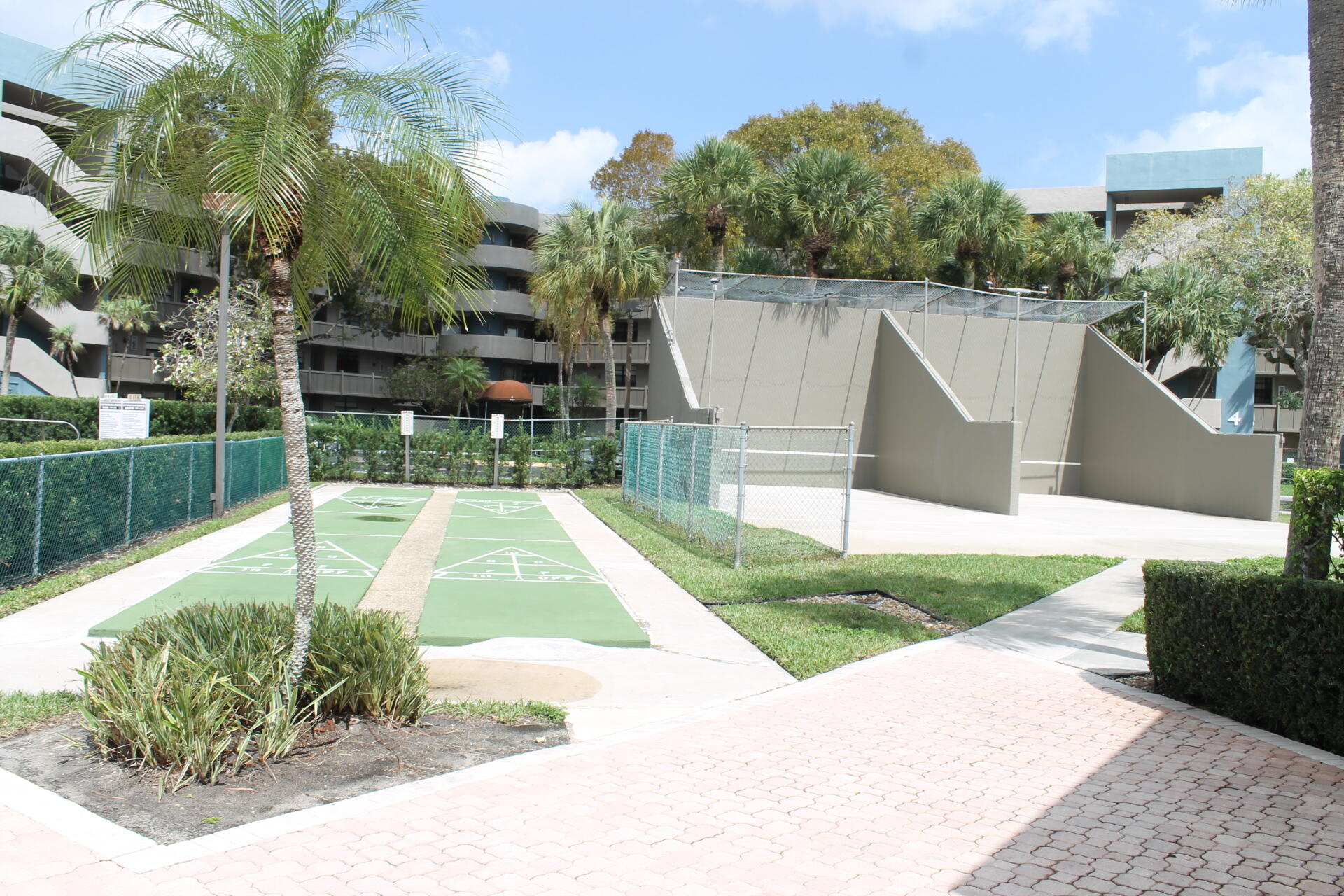 COLONY POINT 3 CONDO - Residential
