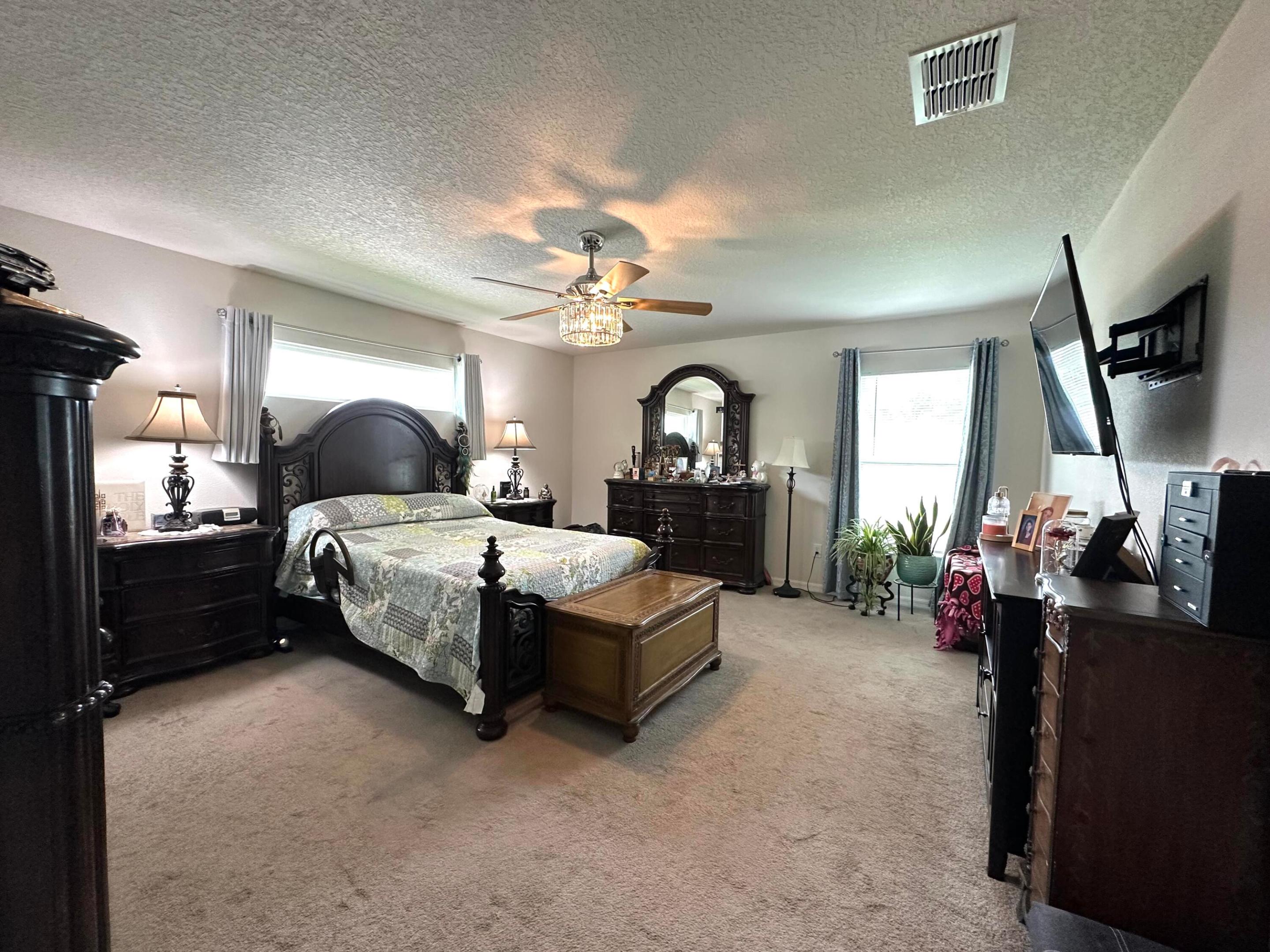 MARION OAKS #9 - Residential