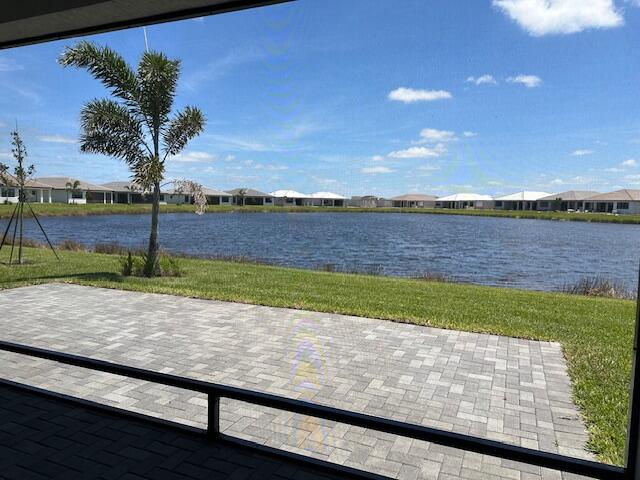 RIVERLAND PARCEL B - PLAT FIVE The Walk - Residential Lease