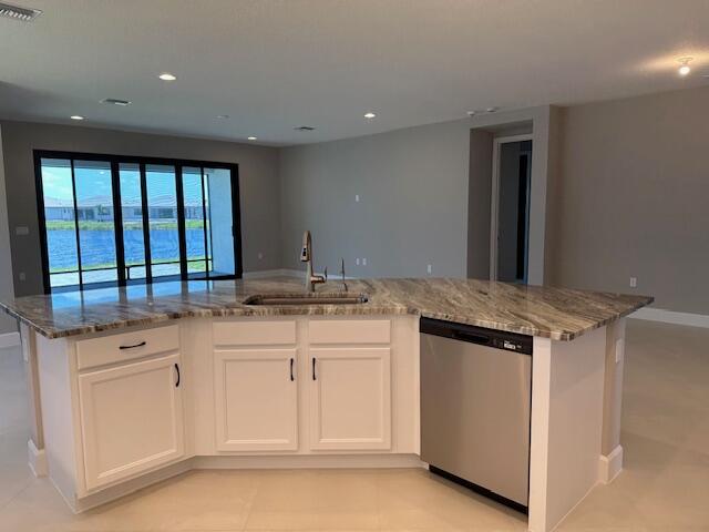 RIVERLAND PARCEL B - PLAT FIVE The Walk - Residential Lease