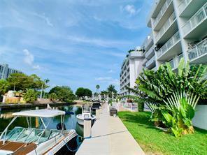 CRICKET CLUBHOUSE CONDO - Residential