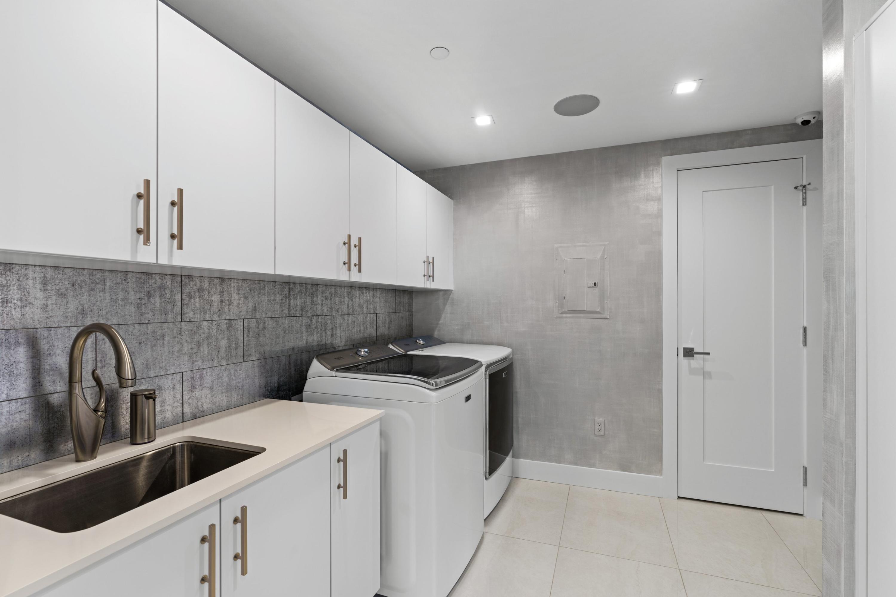 5000 NORTH OCEAN - Residential