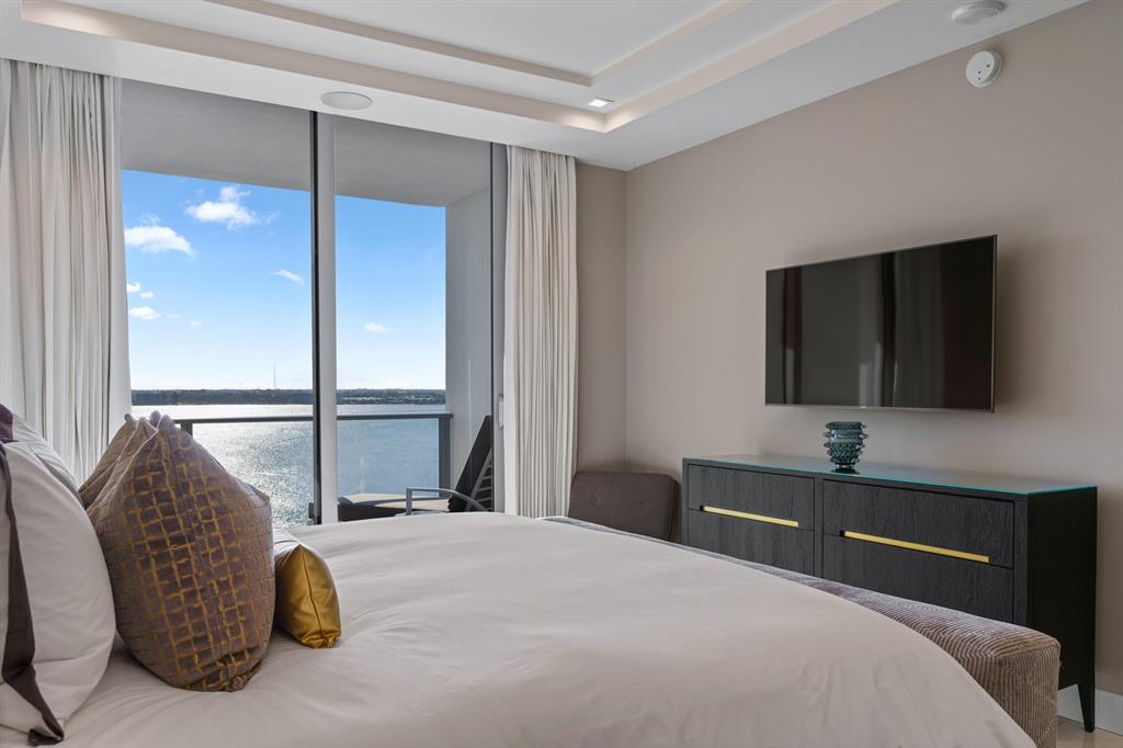 5000 NORTH OCEAN - Residential