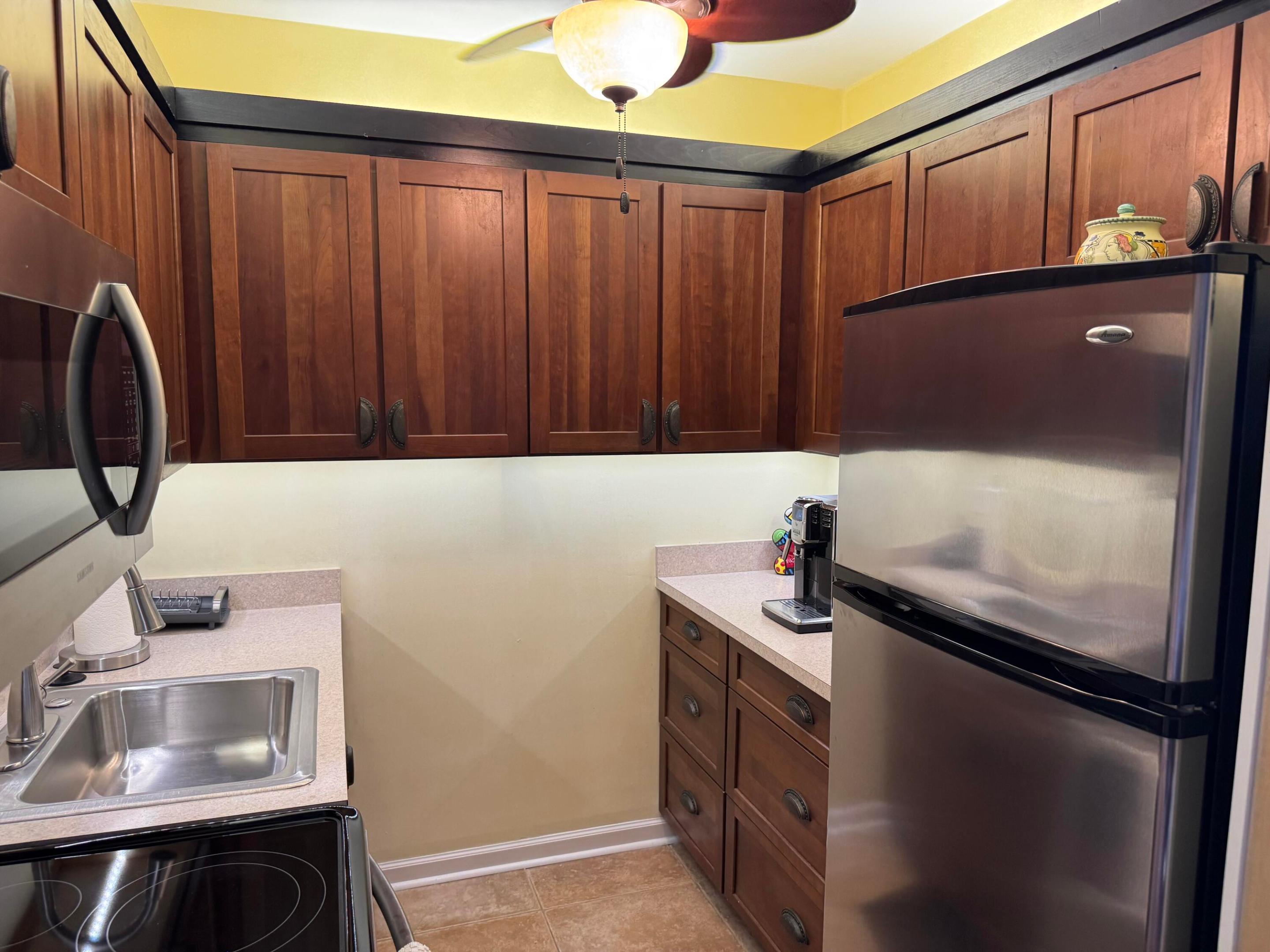 CARLTON TERRACE NORTH CO-OP - Residential