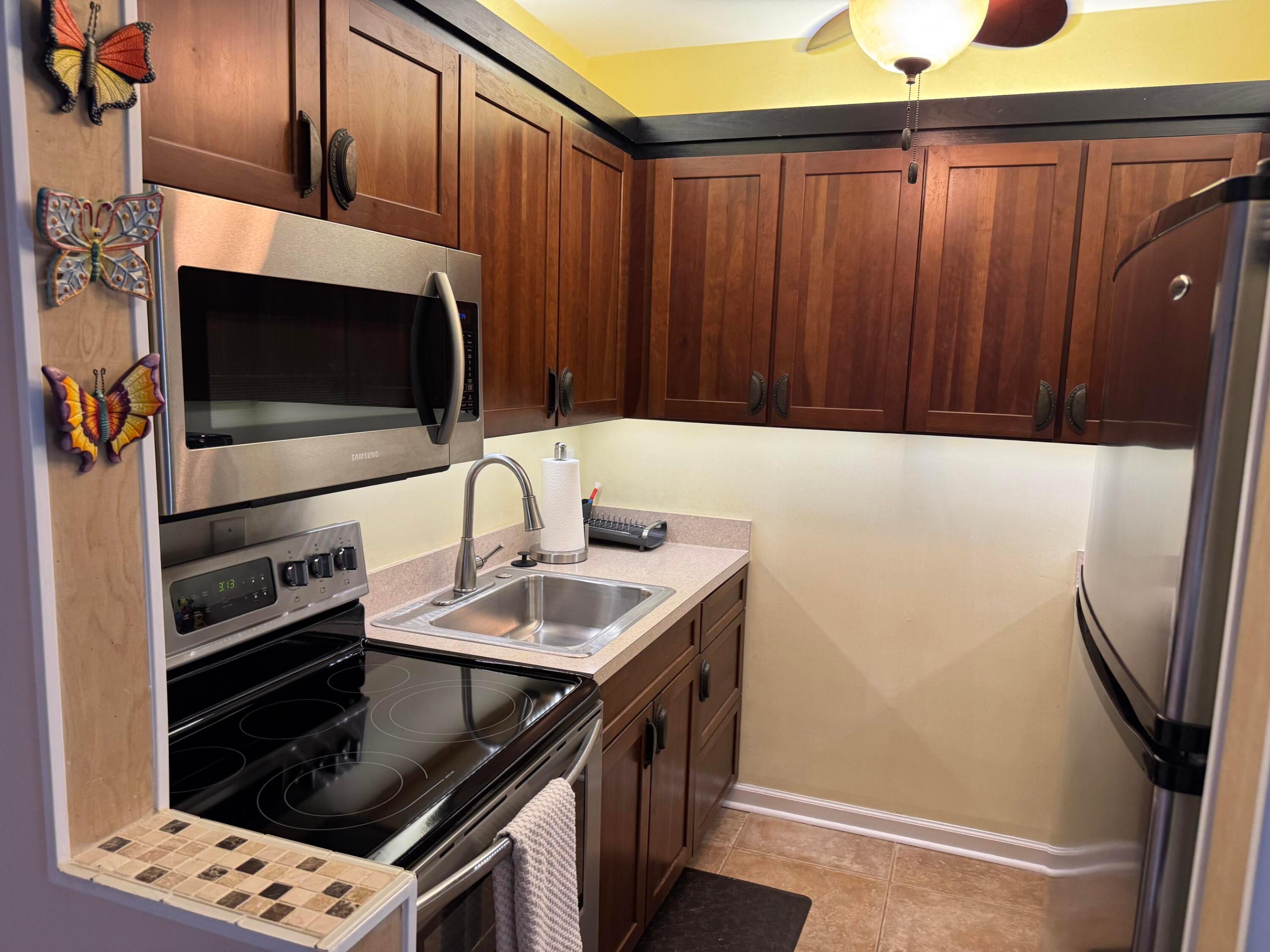 CARLTON TERRACE NORTH CO-OP - Residential