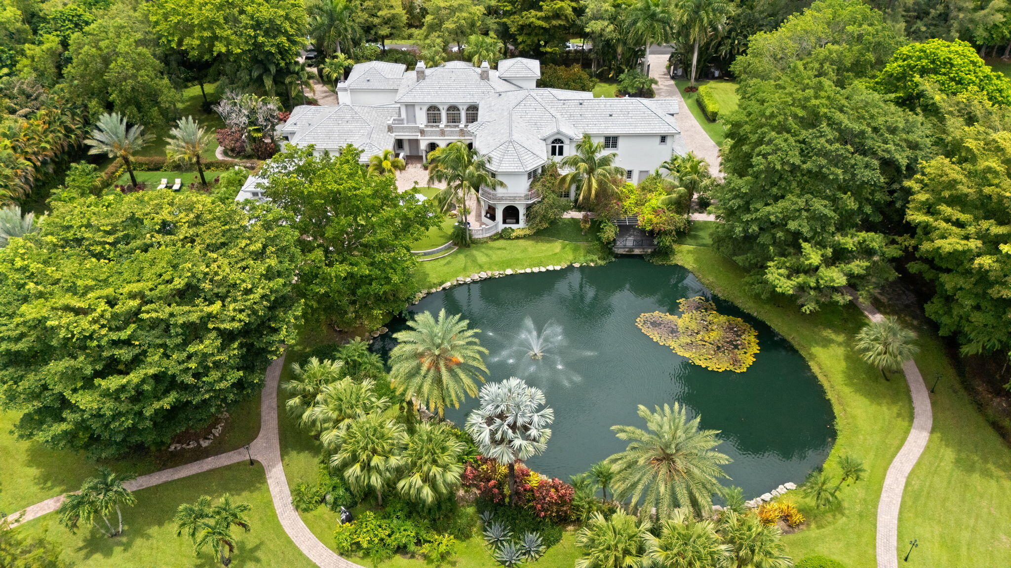 BBB RANCHES - Residential