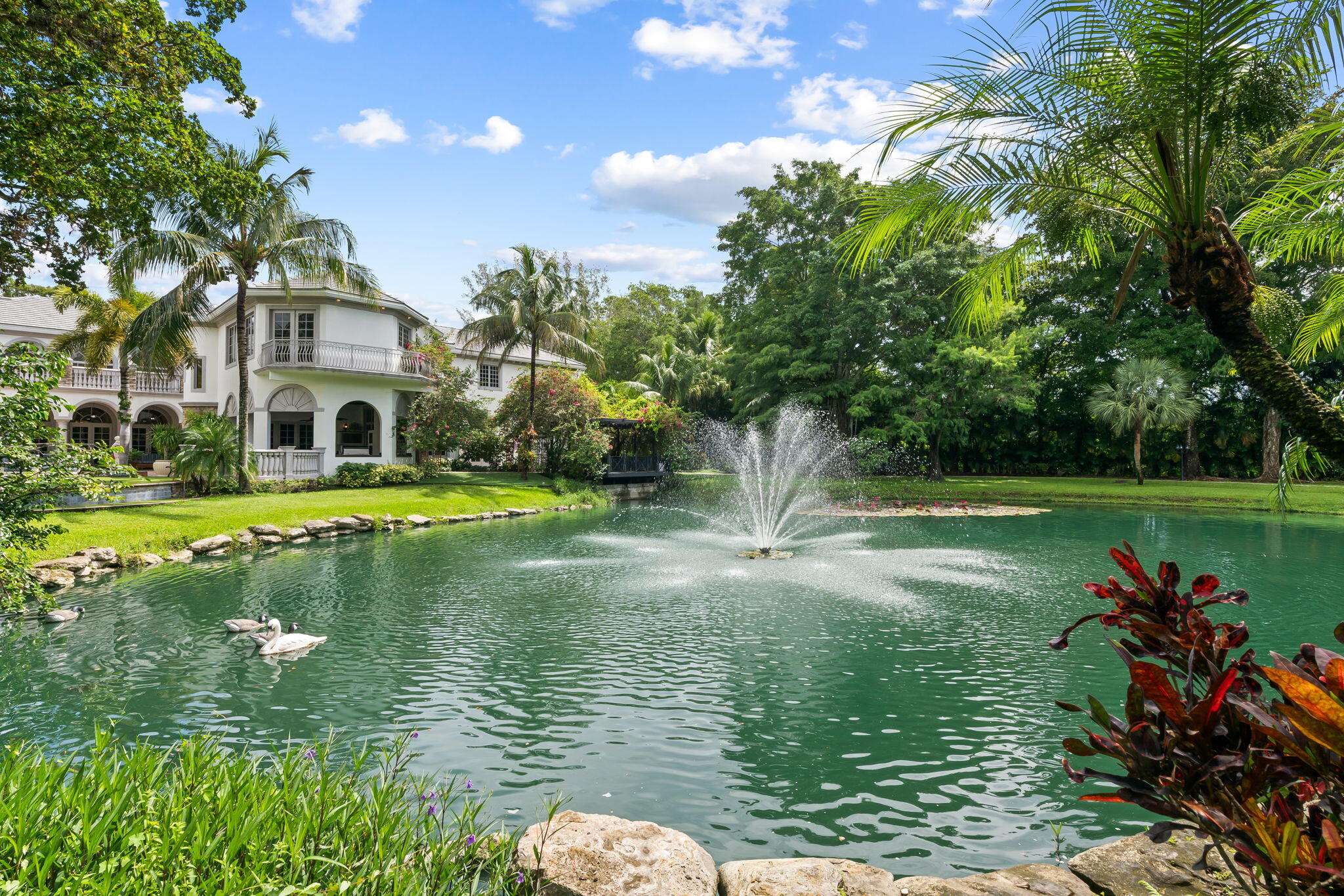 BBB RANCHES - Residential