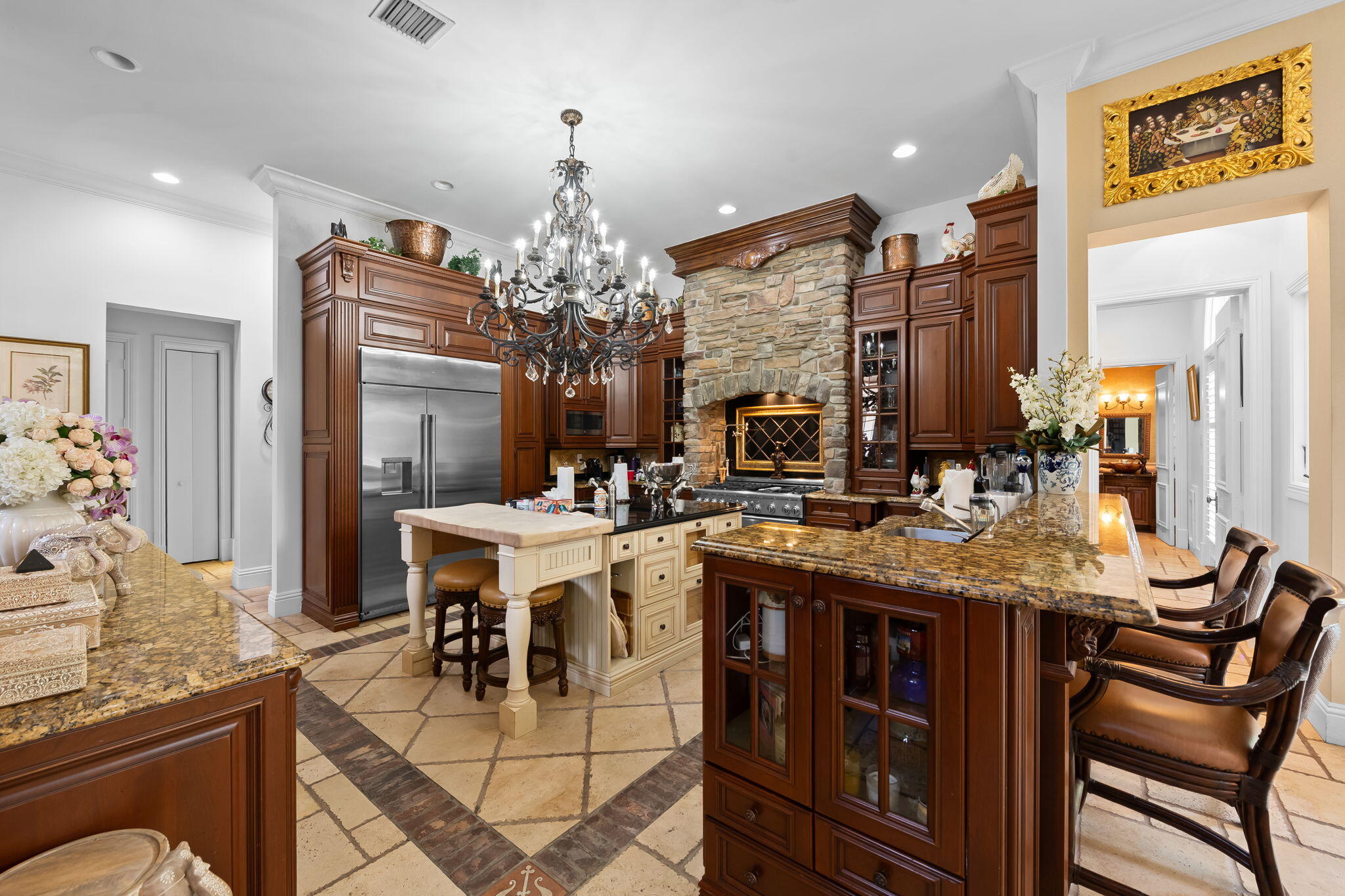 BBB RANCHES - Residential