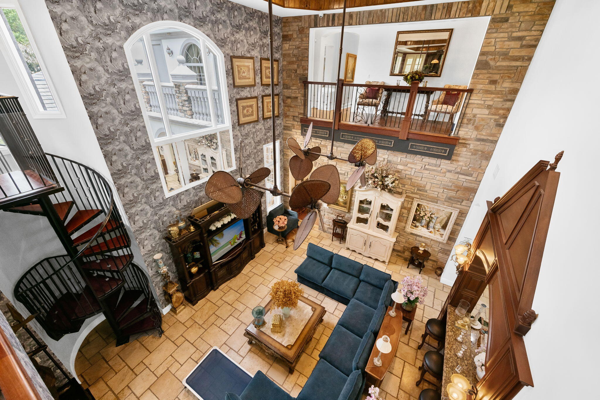 BBB RANCHES - Residential