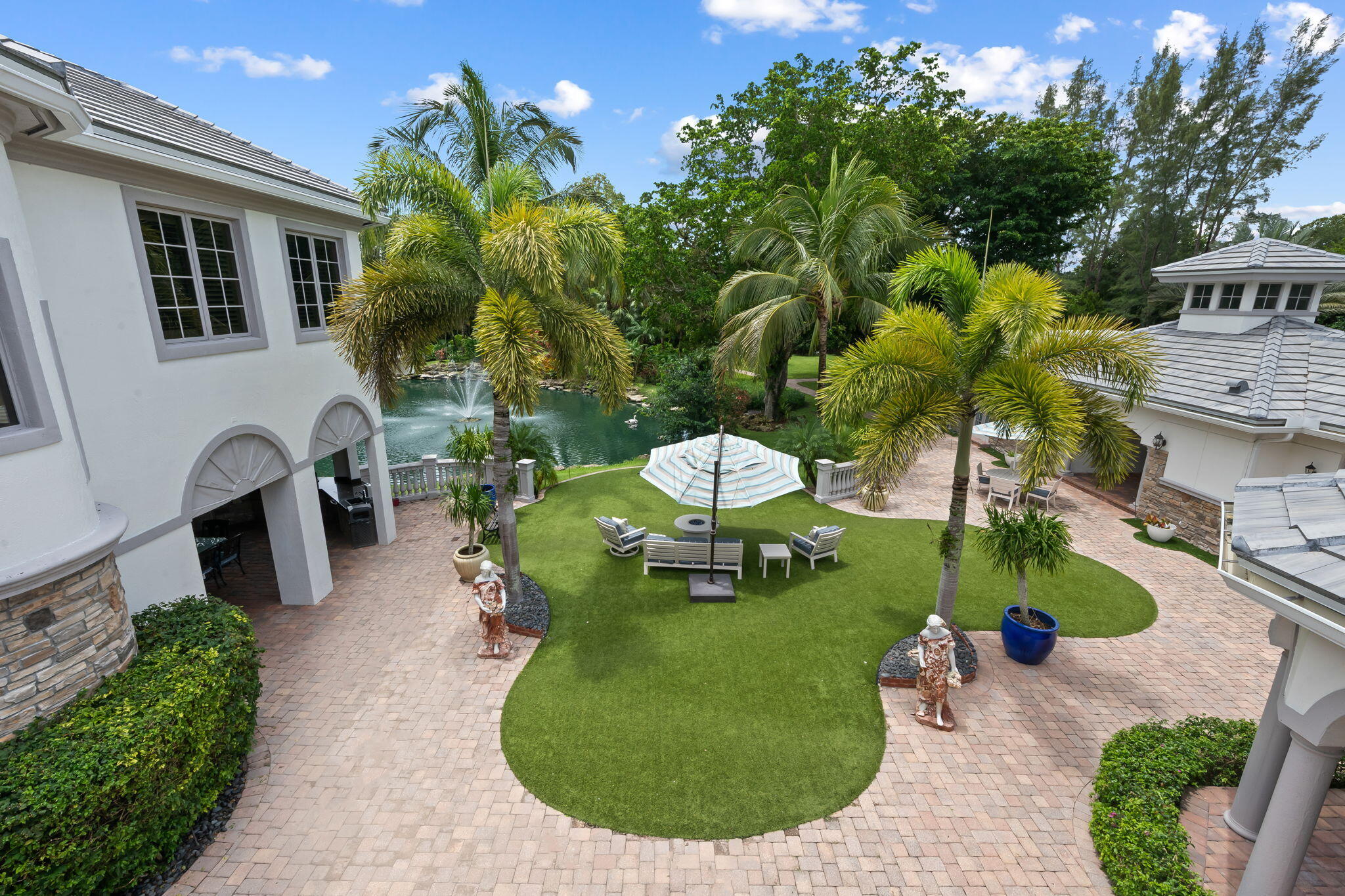 BBB RANCHES - Residential