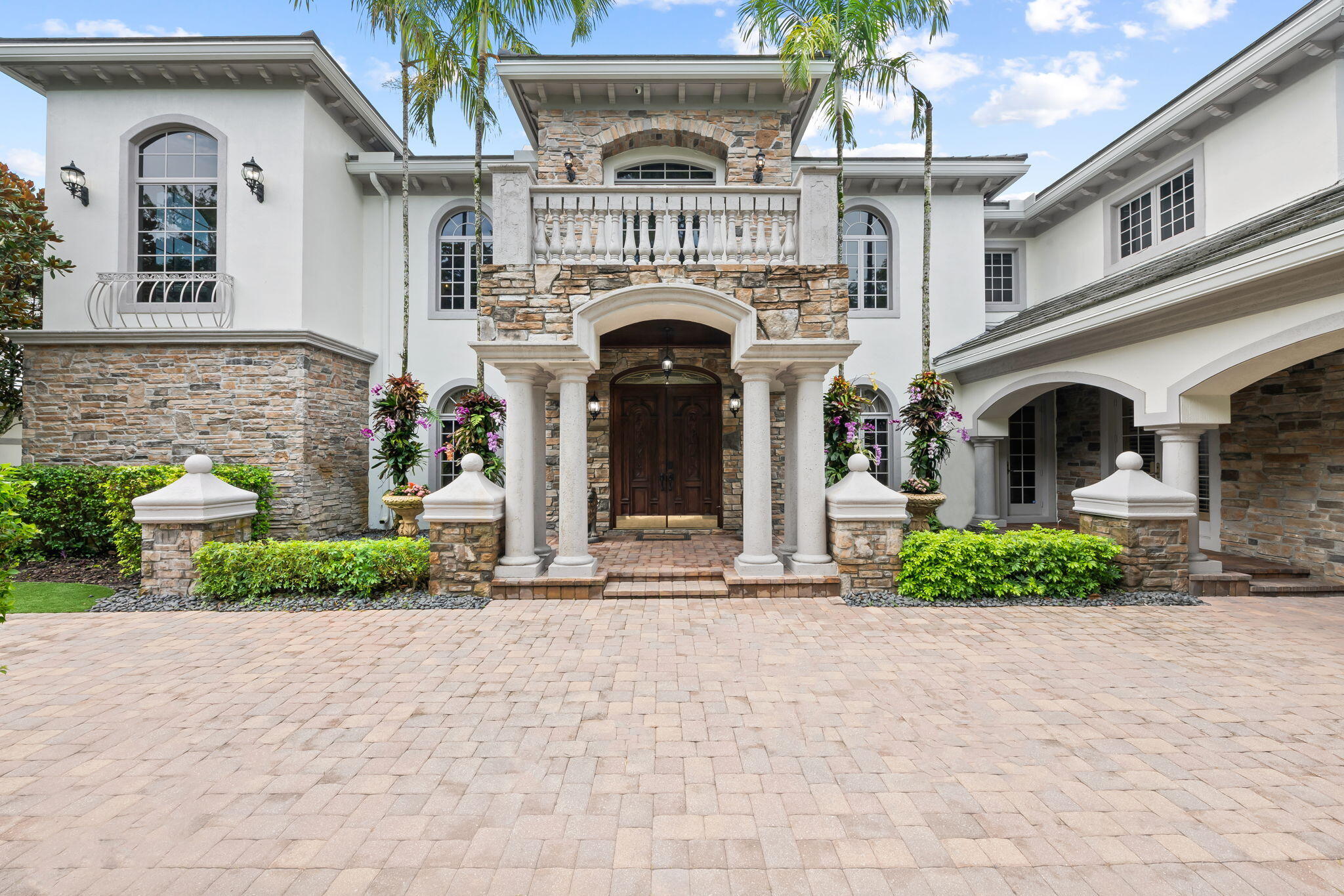 BBB RANCHES - Residential