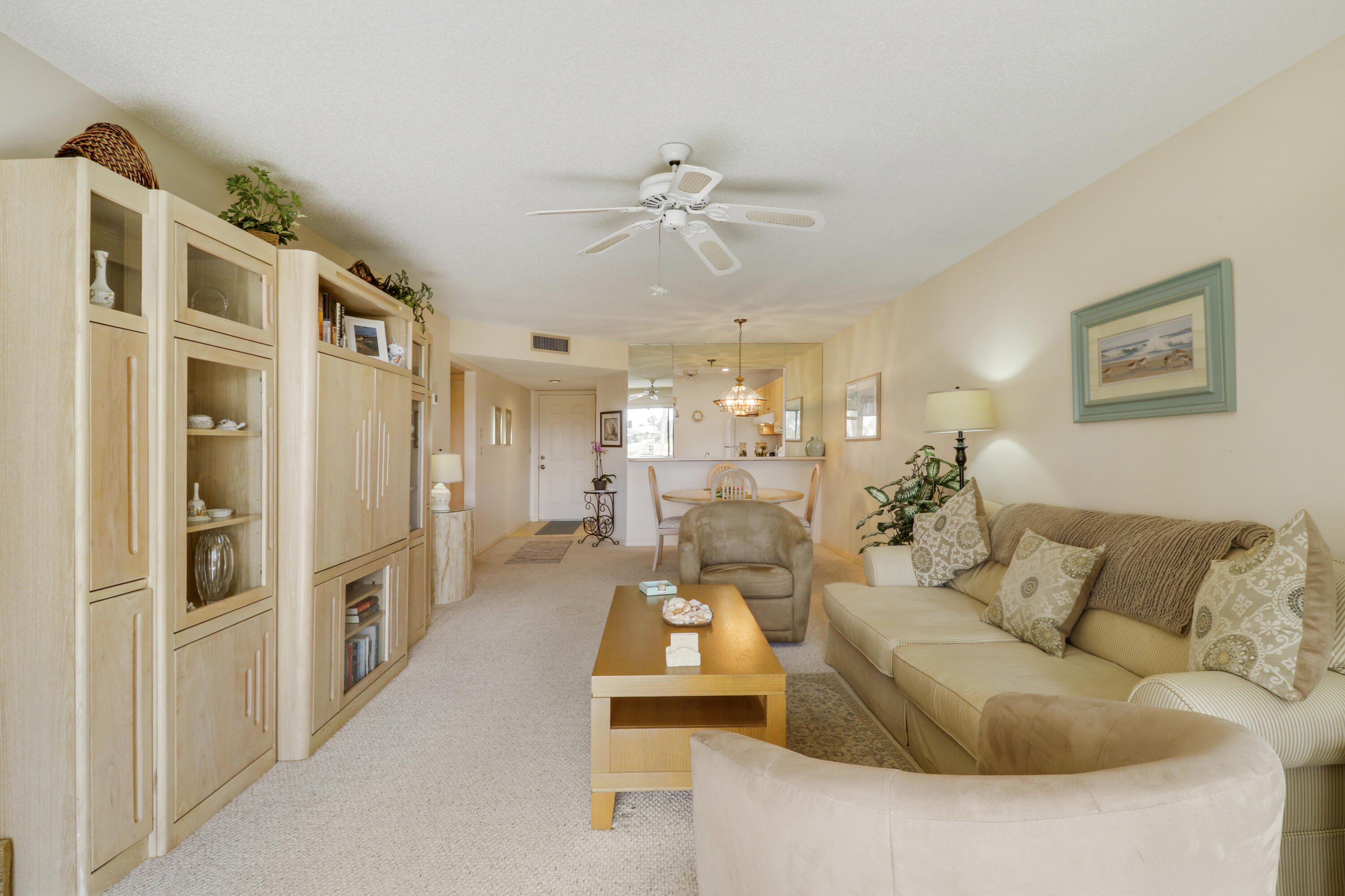 WILLIAMSBURG AT HERITAGE RIDGE CONDO - Residential