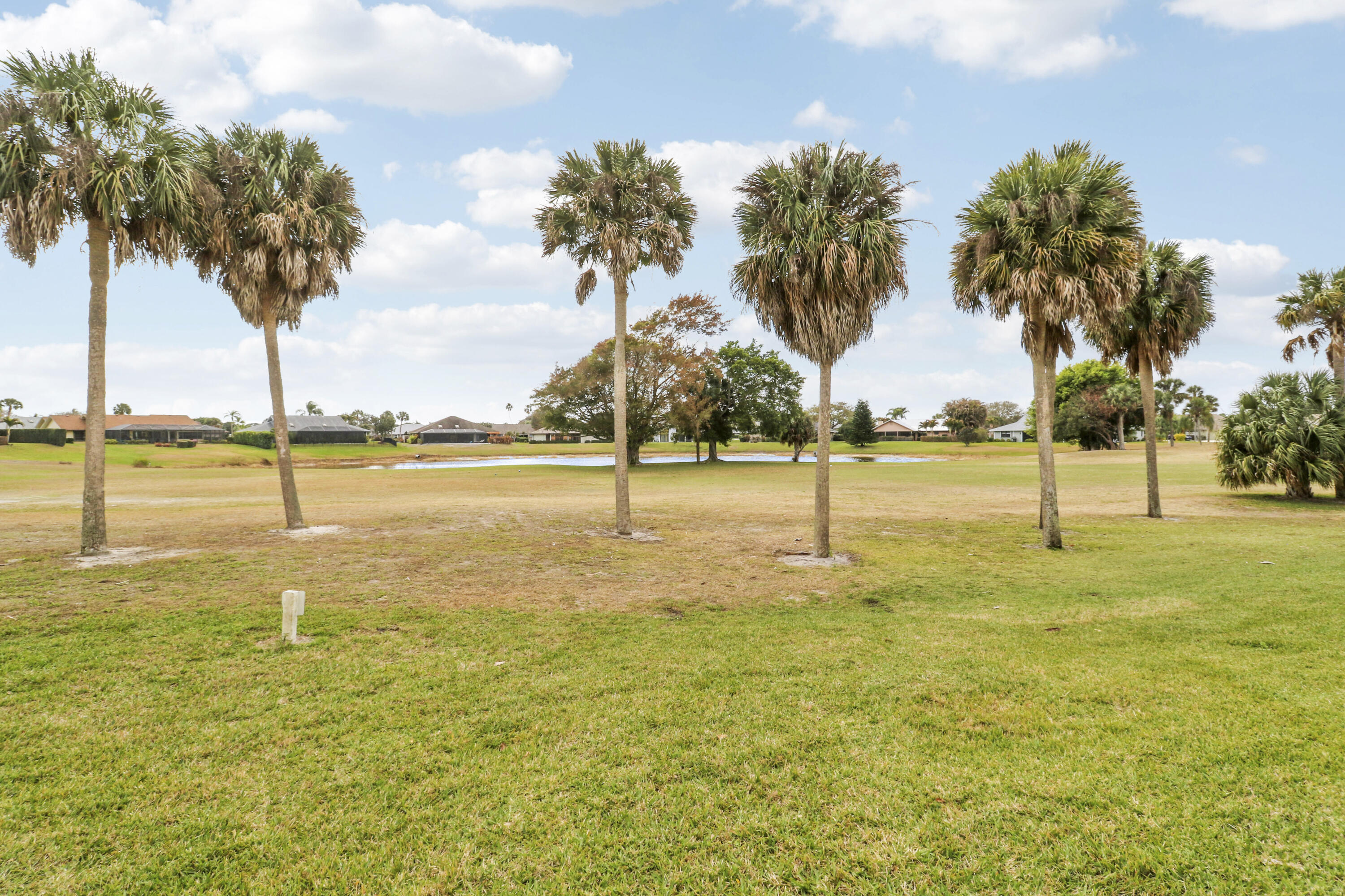 WILLIAMSBURG AT HERITAGE RIDGE CONDO - Residential