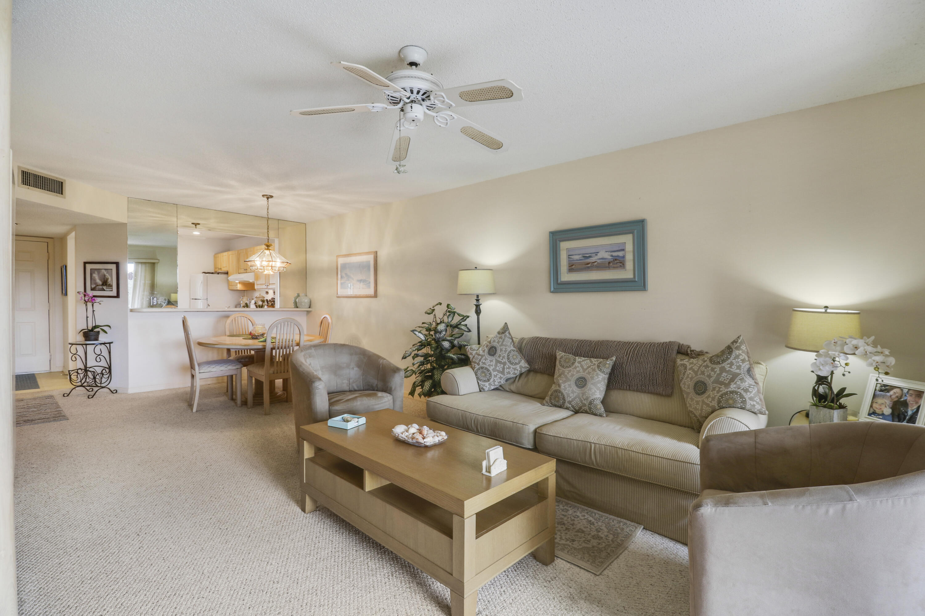 WILLIAMSBURG AT HERITAGE RIDGE CONDO - Residential