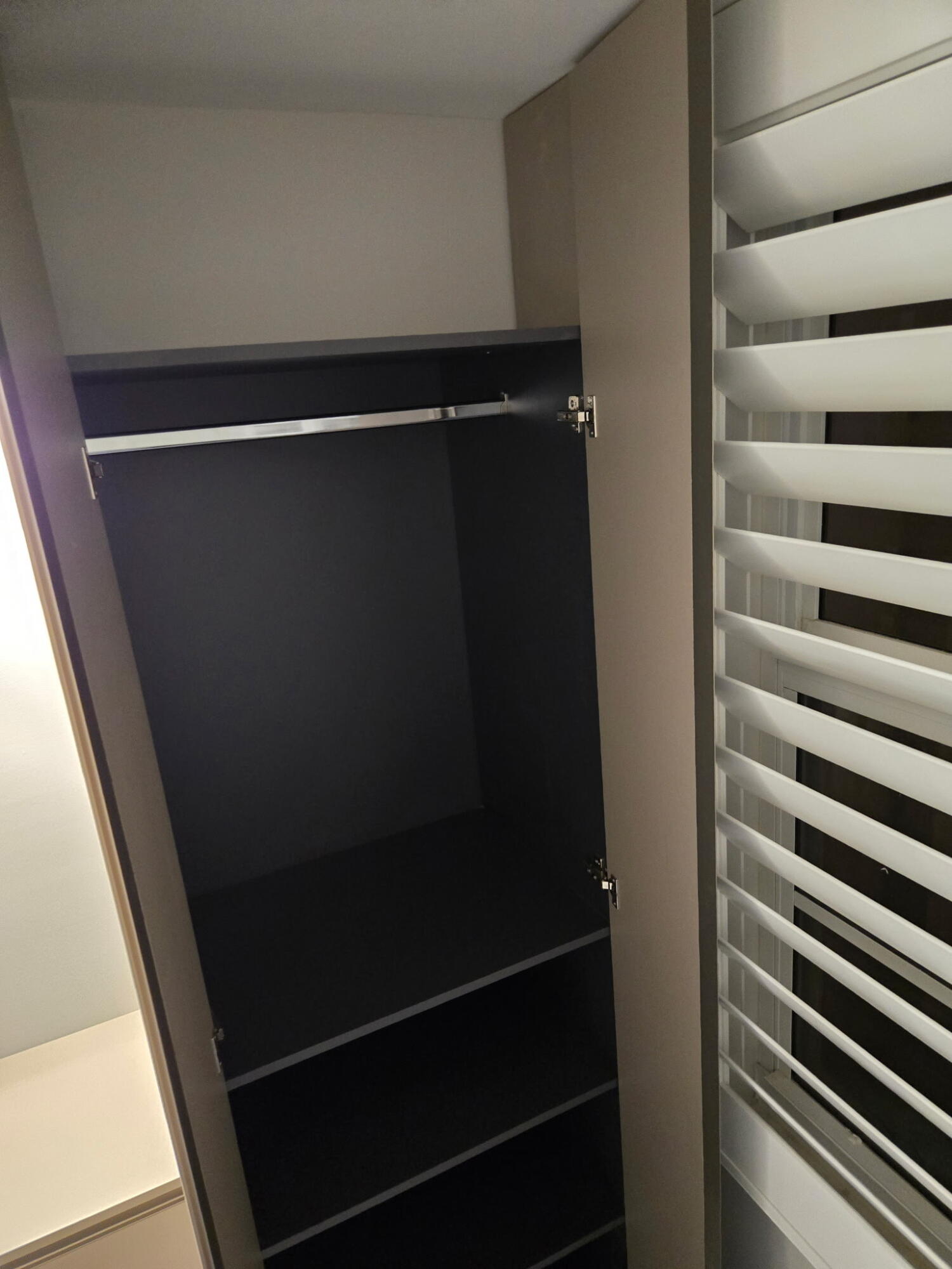 GRANADA HOUSE - Residential Lease