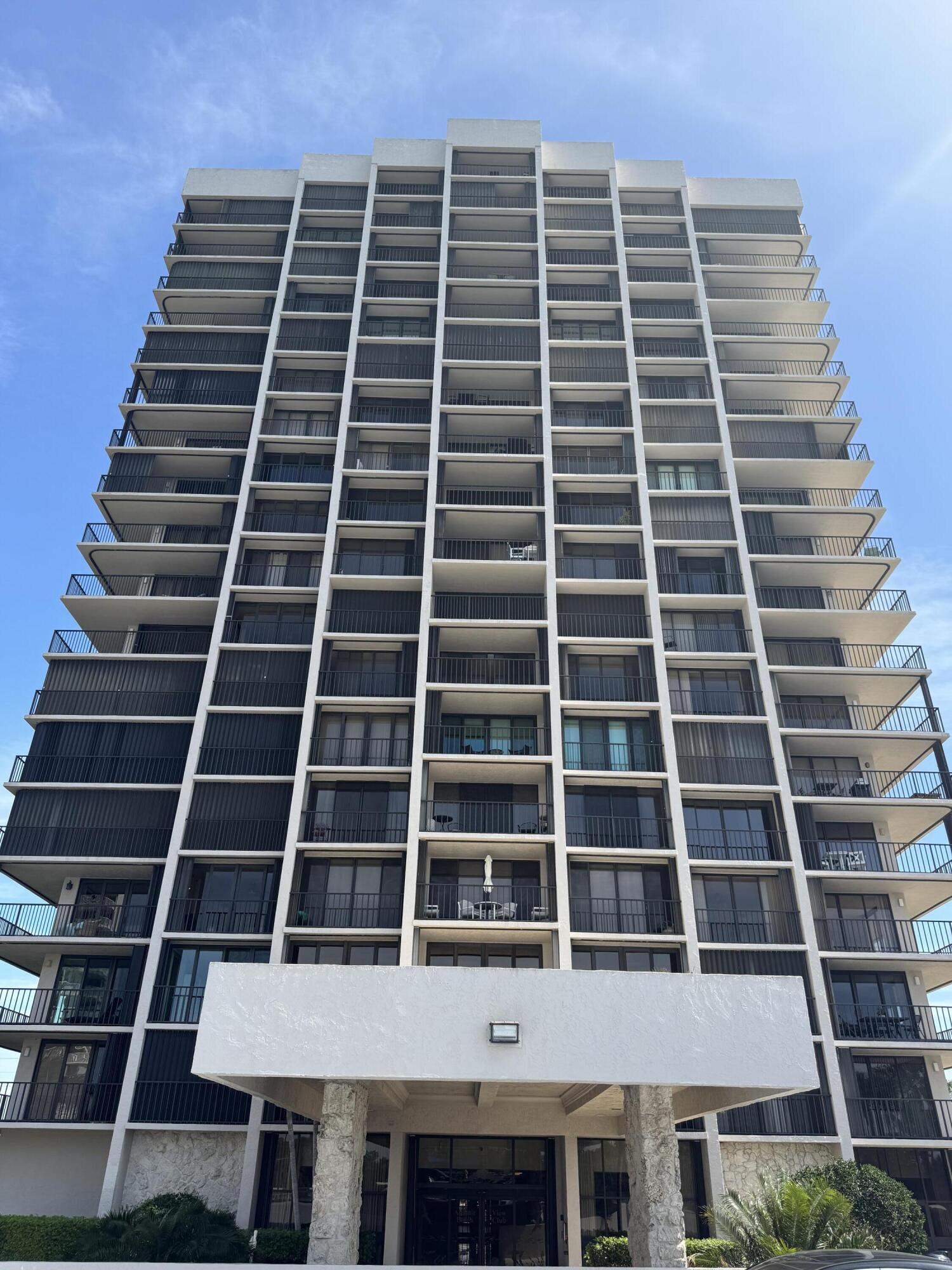 Penthouse corner south /west with wrap around balcony, fully furnished, 2 Bedroom, 2 Bath. Split bedrooms, fantastic views, includes a storage cage and covered parking spot.  Tile floors throughout, laundry, spacious, large dining/living room with views!  If you are looking for a condo that is move in ready and has gorgeous views and lots of outdoor balcony space this is it!