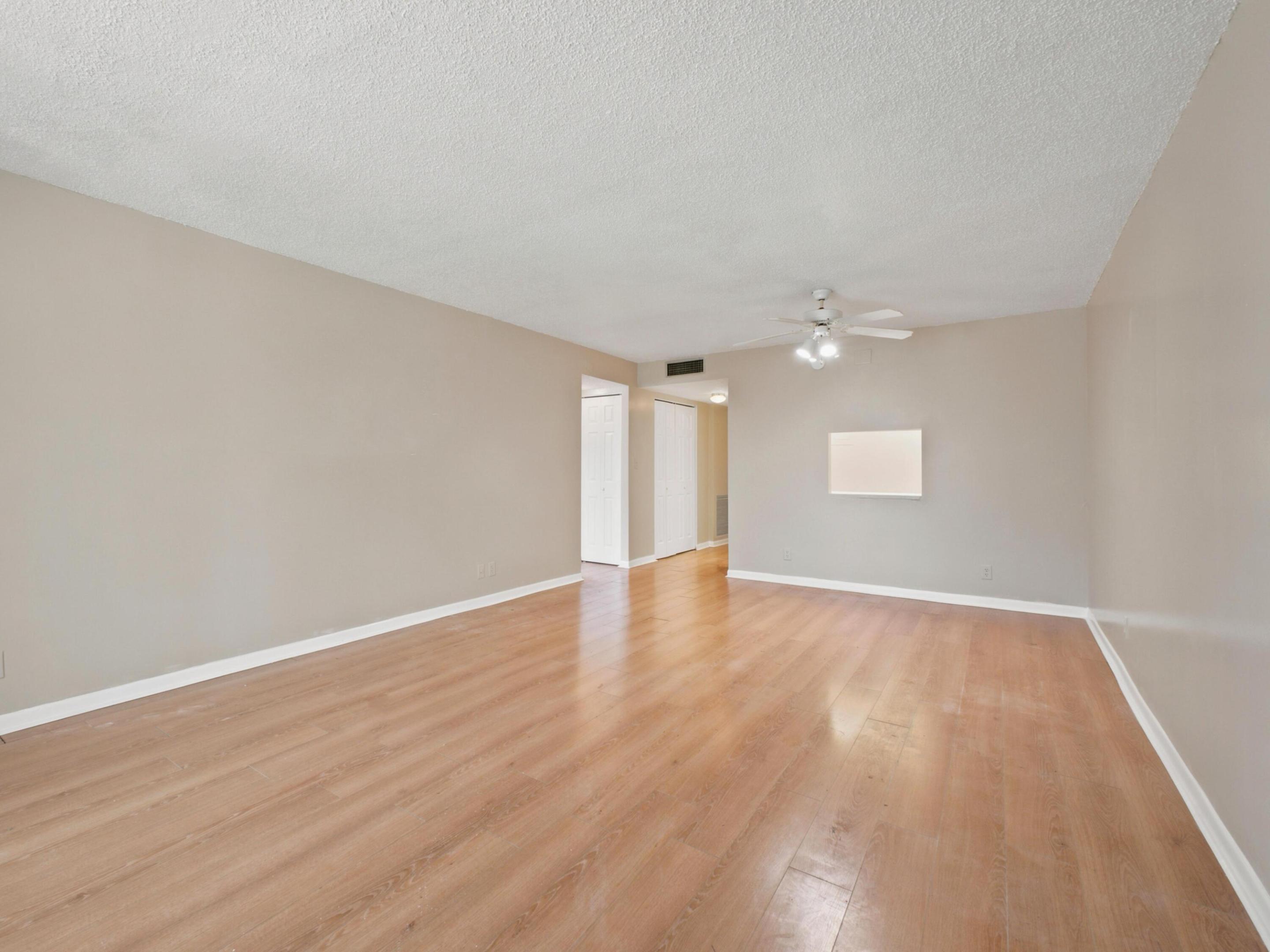 BREAKWATERS OF THE PALM BEACHES CONDO - Residential Lease