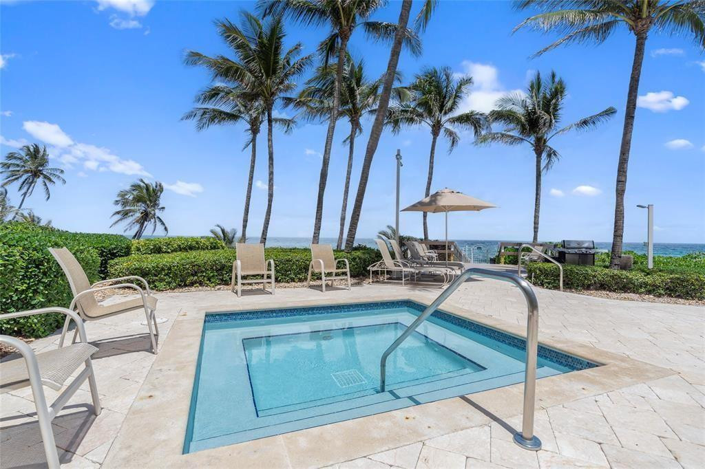OCEAN GRANDE BEACH & MARI - Residential