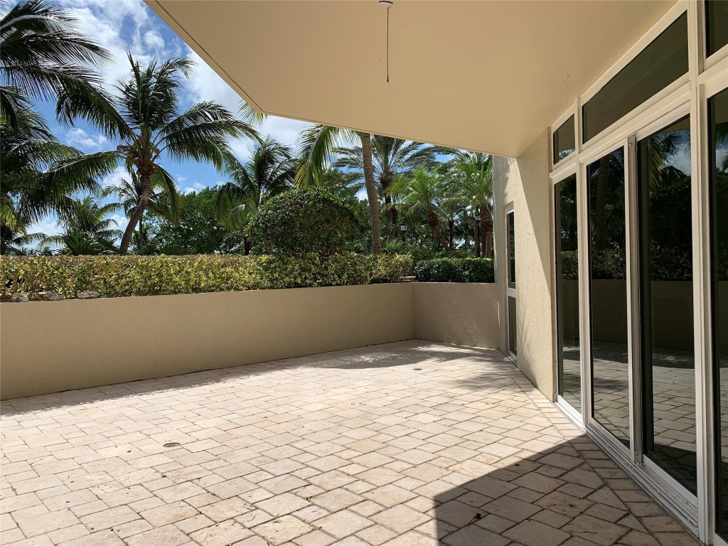 OCEAN GRANDE BEACH & MARI - Residential