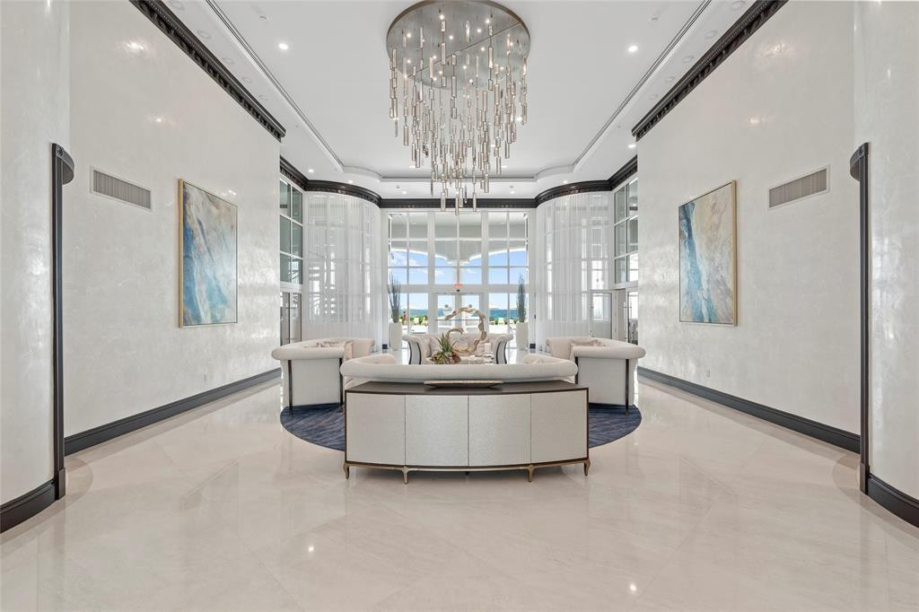 OCEAN GRANDE BEACH & MARI - Residential
