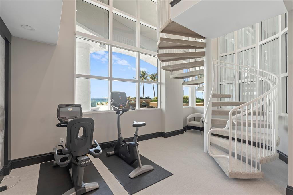 OCEAN GRANDE BEACH & MARI - Residential